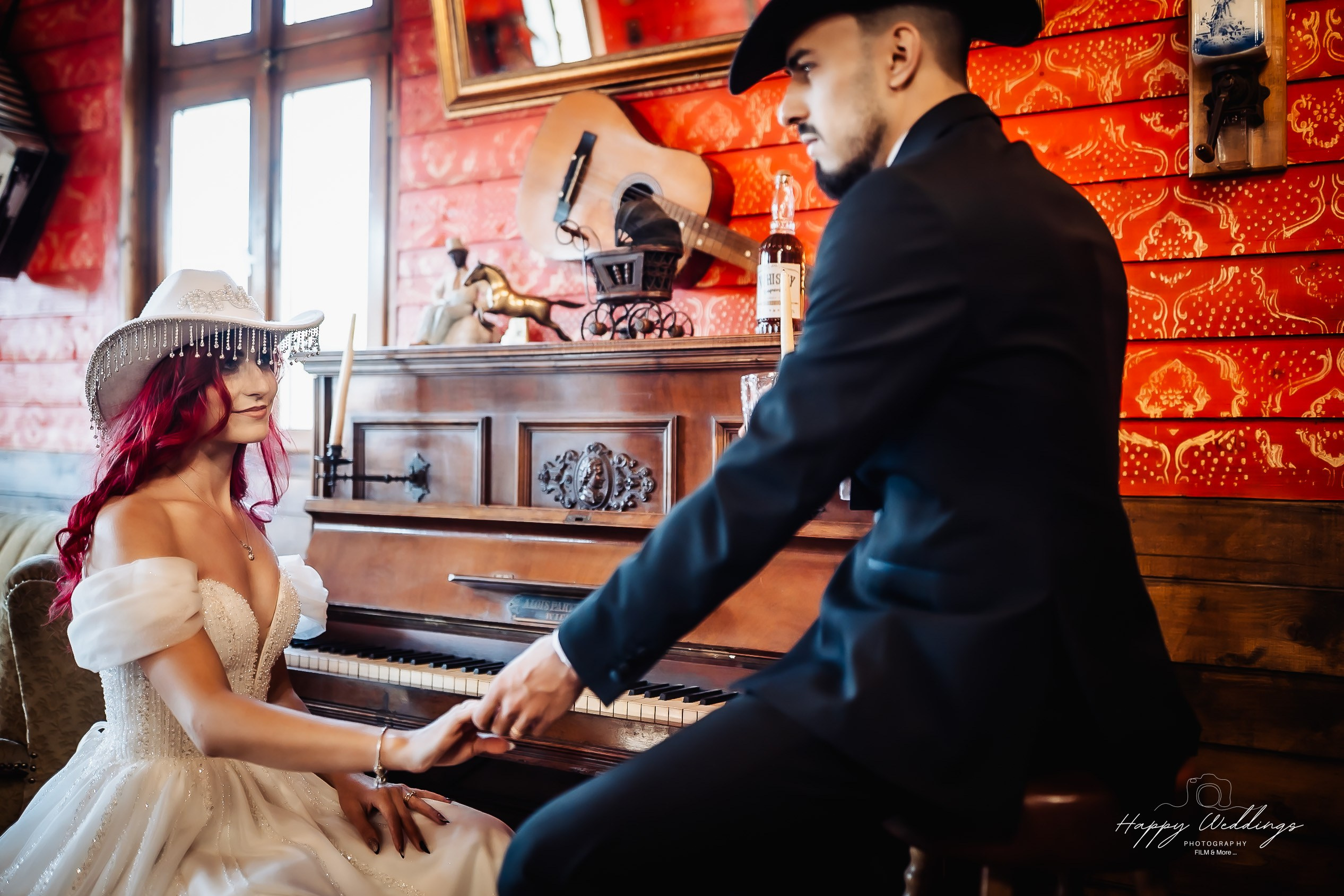 Like Bonnie & Clyde. Fotograf nuntă Bistrița | Fotograf botez & evenimente — Happy Weddings