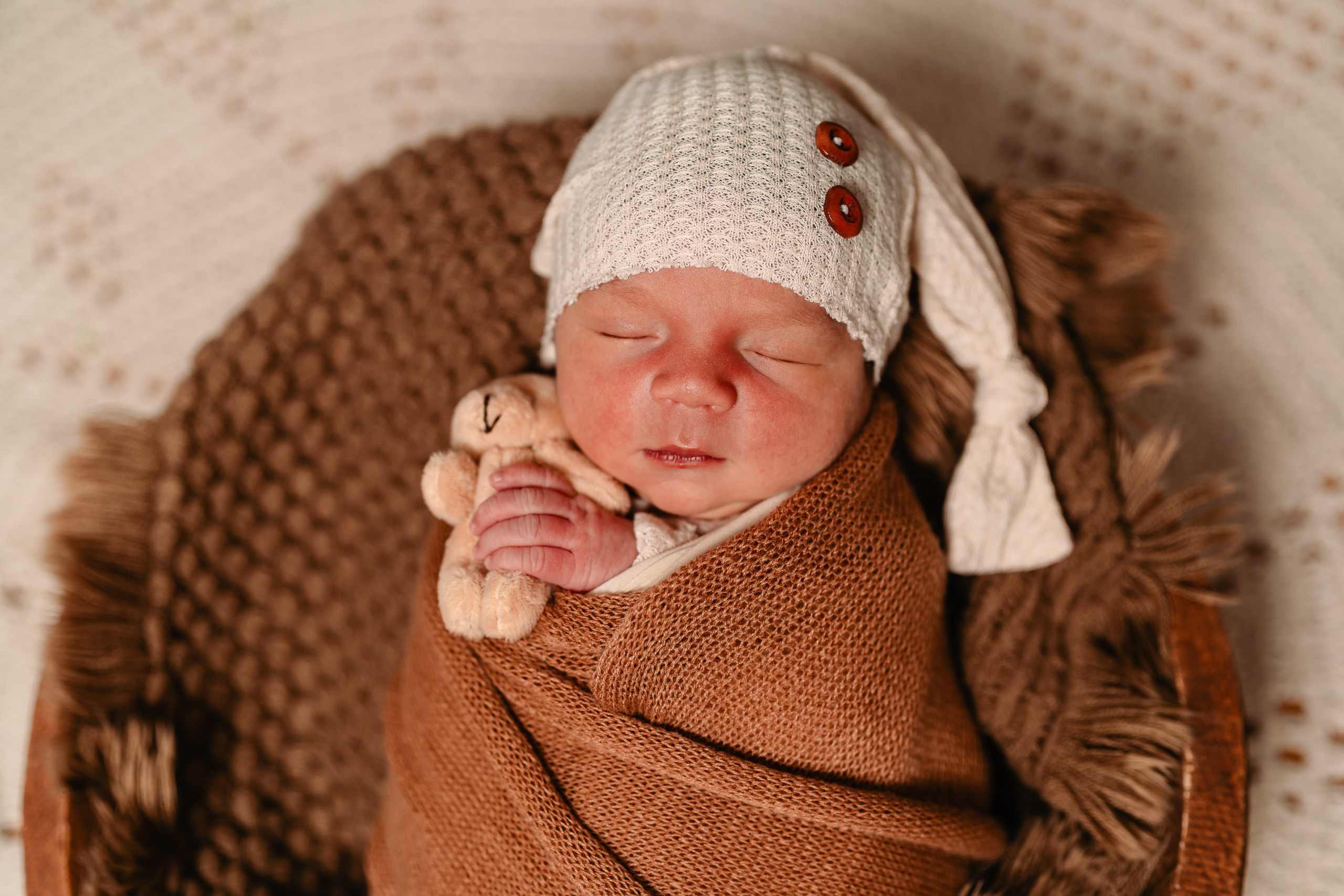 Leo — Newborn. Beneduzzi Fotografias