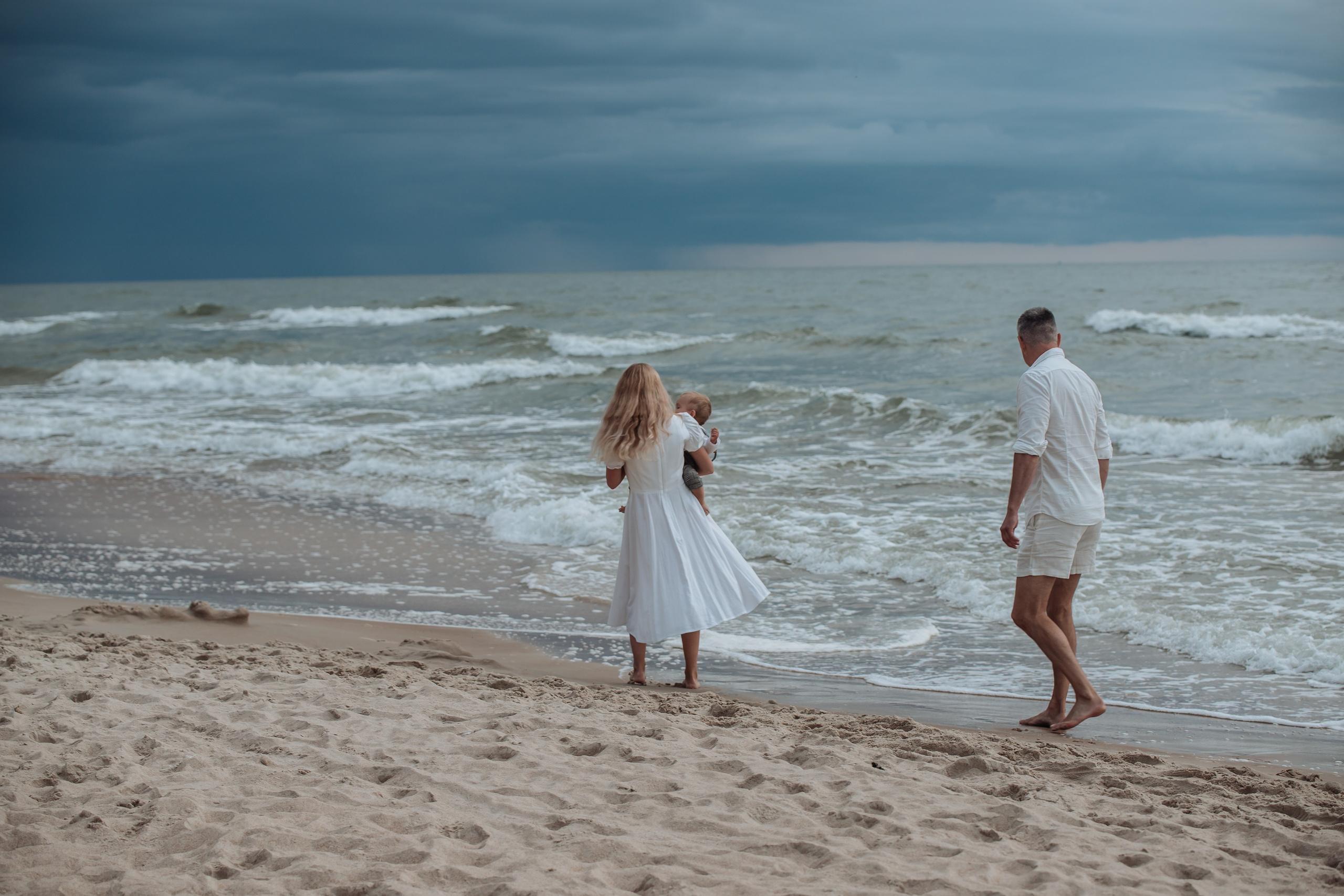 Jolita, Rolandas ir Manuel. Wedding, christening and family photographers in Vilnius, Lithuania