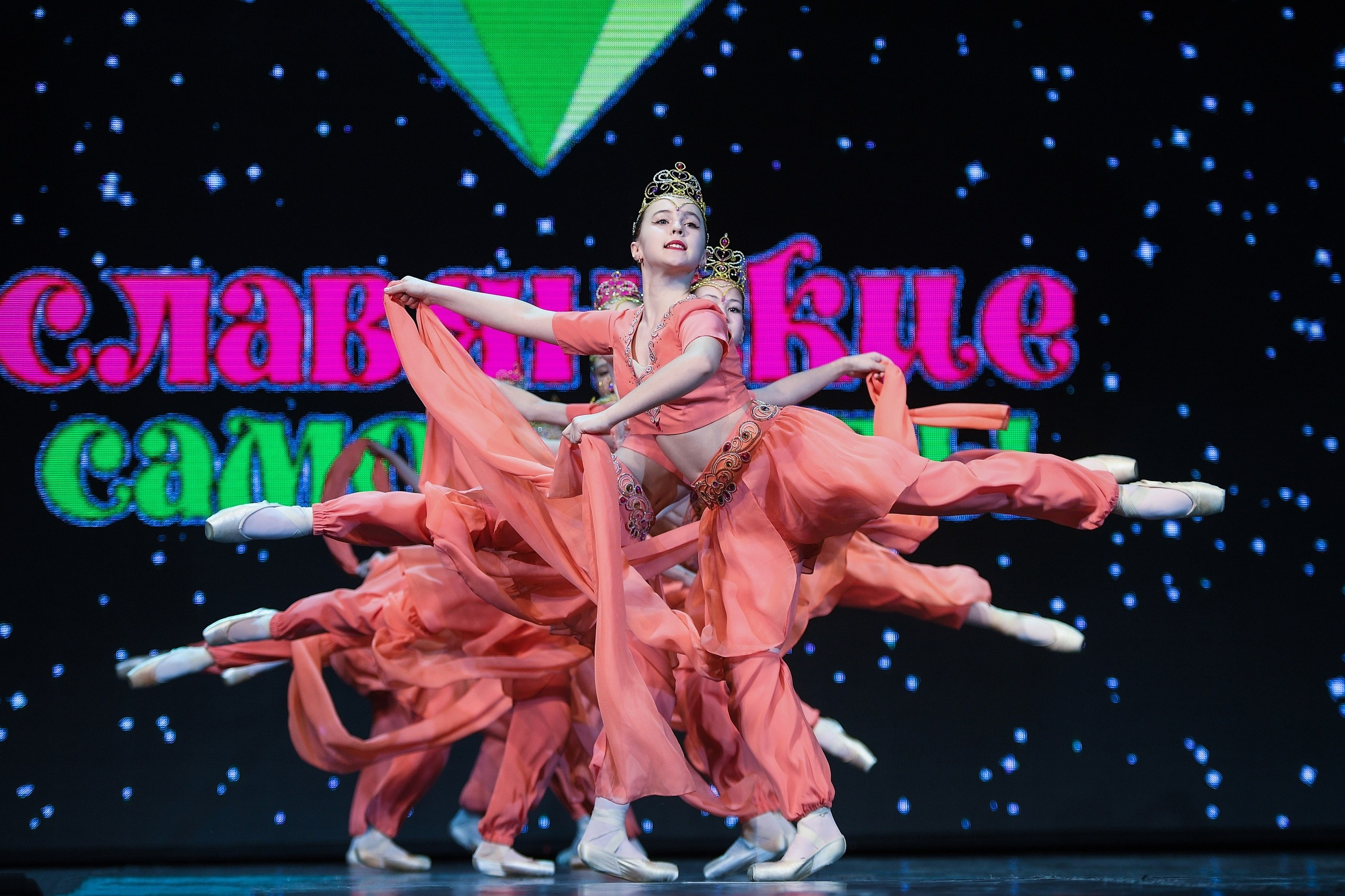 Corporate headshot photographer Irina Ermak New Yorc (NYC). Irina Ermak wedding photographer in New York