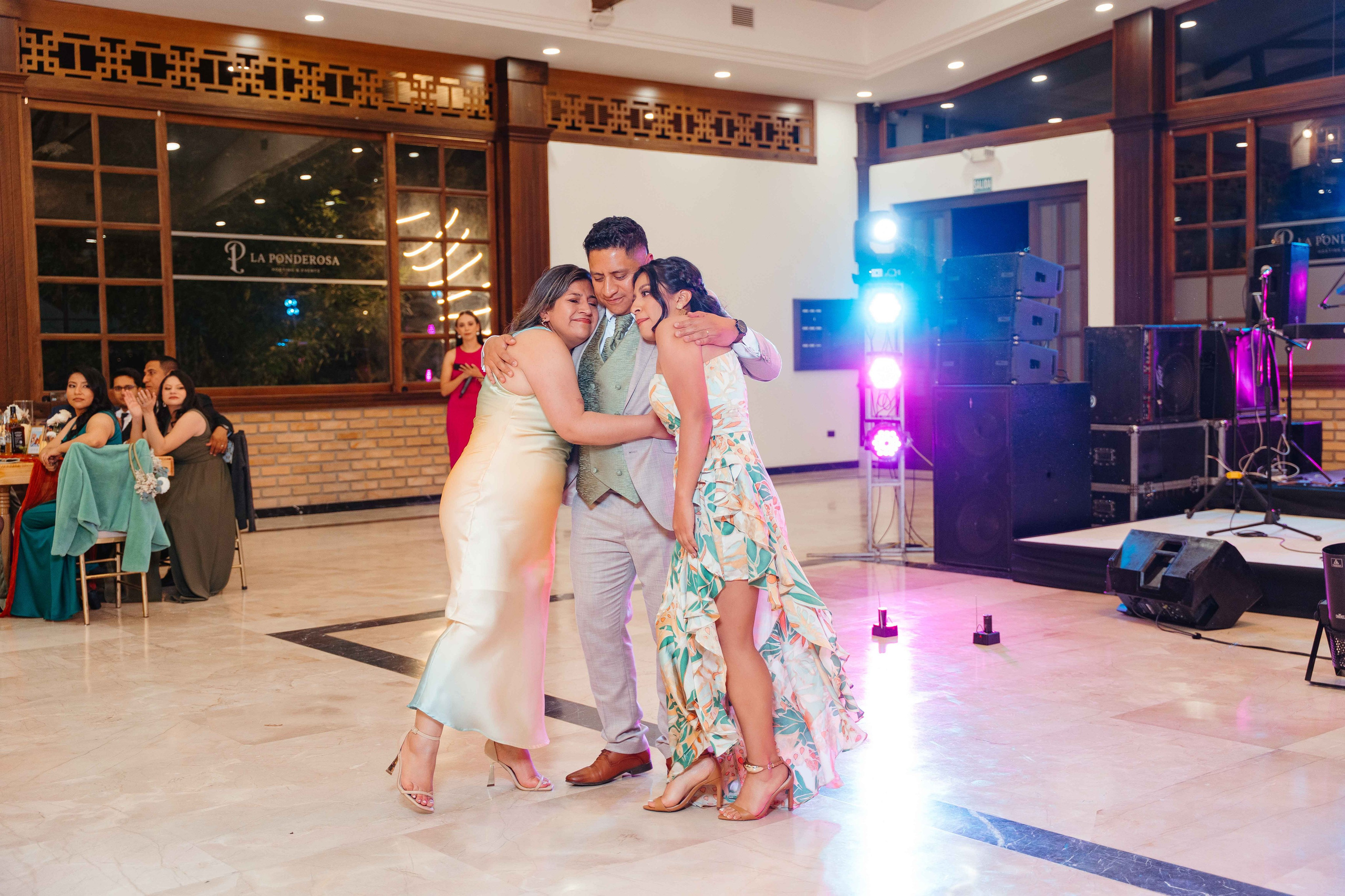 Karol y Jairon. Fotógrafo de bodas en Loja Ecuador | Piero Alvarez PH