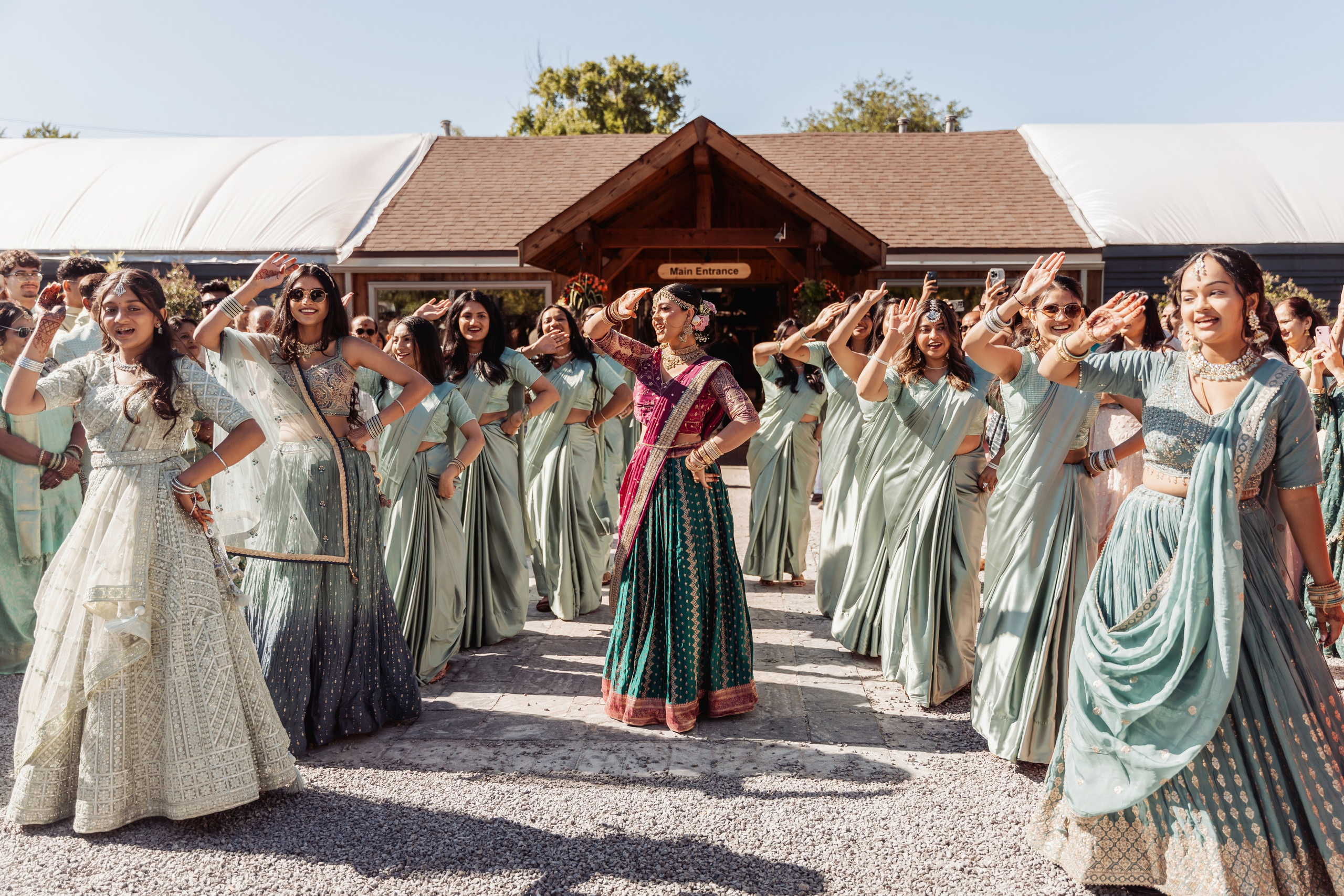 Darshil & Shailja. Wedding Photographer & Cinematographer studios