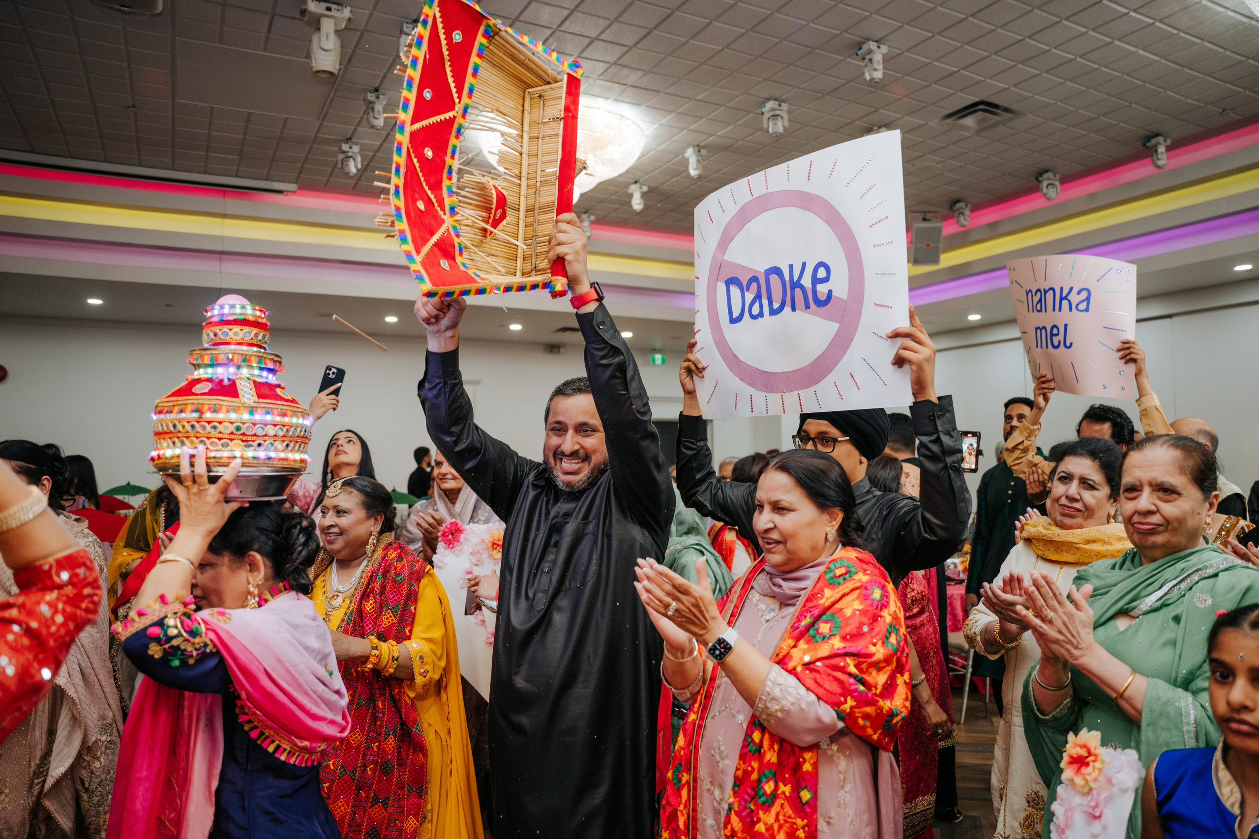 Gagan & Jasmeen. Wedding Photographer & Cinematographer studios