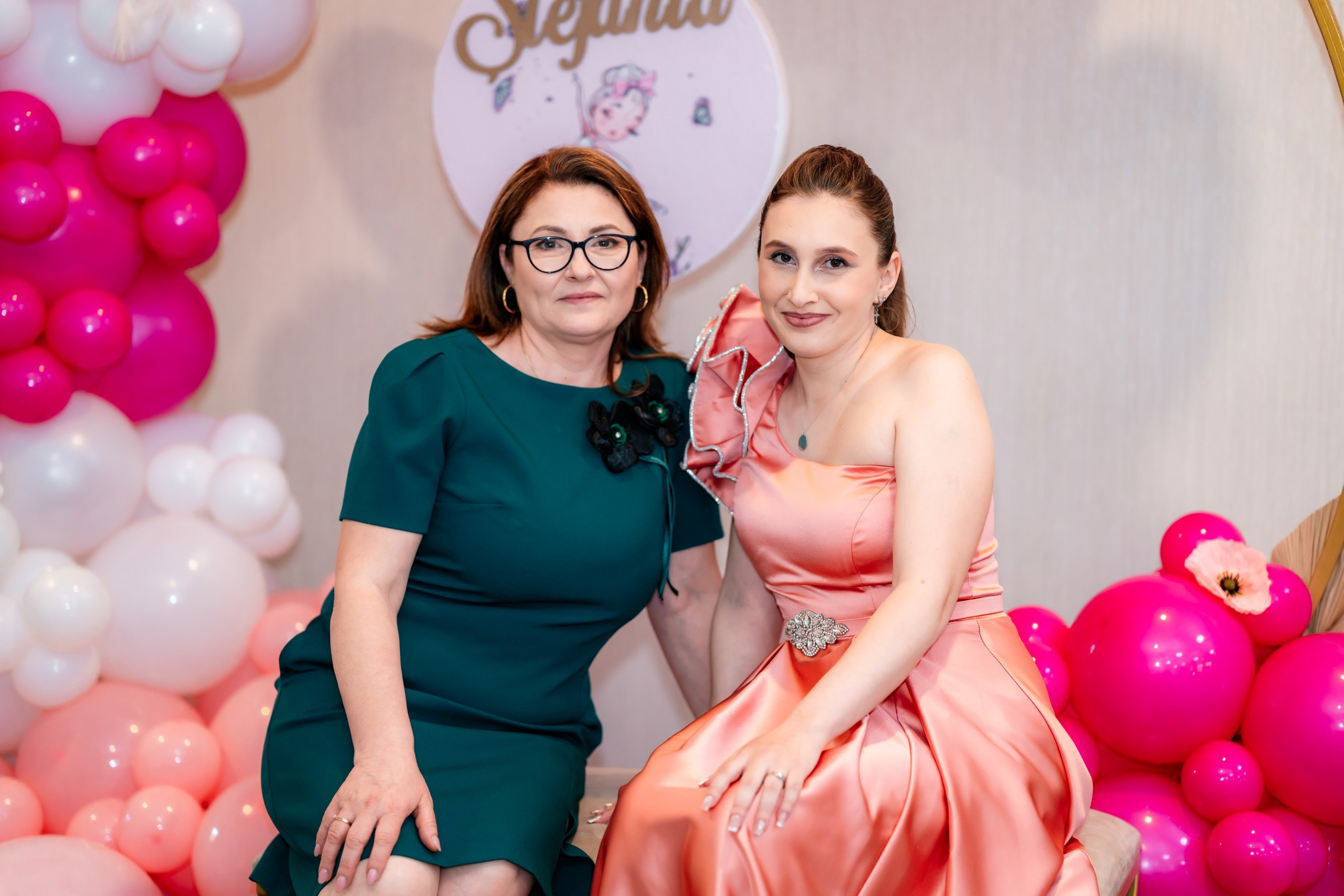 fotograf botez Miruna Parascheva, fotografie botez Botoșani, fotograf Alin Chirilă, amintiri botez, fotografii botez, botez Miruna Parascheva, fotograf copii, fotografie botez în Botoșani-alt="botez Miruna Parascheva, fotografie botez Alin Chirilă, amintiri botez, fotografii emoționante botez Botoșani"-- fotografii-botez-bebelus- amintiri-botez-micuț- moment-sfânt-crestinare- fotografie-emotionanta-botez- detalii-botez-bebelusi- parinti-fericiti-la-botez- fotograf-botez-profesionist- botez-in-biserica-ortodoxa- micuț-botezat-cu-emoție- zâmbete-și-lacrimi-la-botez- bebeluș-la-cristelniță- decor-botez-colorat- botez-cu-dragoste-și-credință- emotie-pura-la-botez- fotograf-botez-botosani- botez-iasi-suceava-fotograf- amintiri-nepretuite-botez