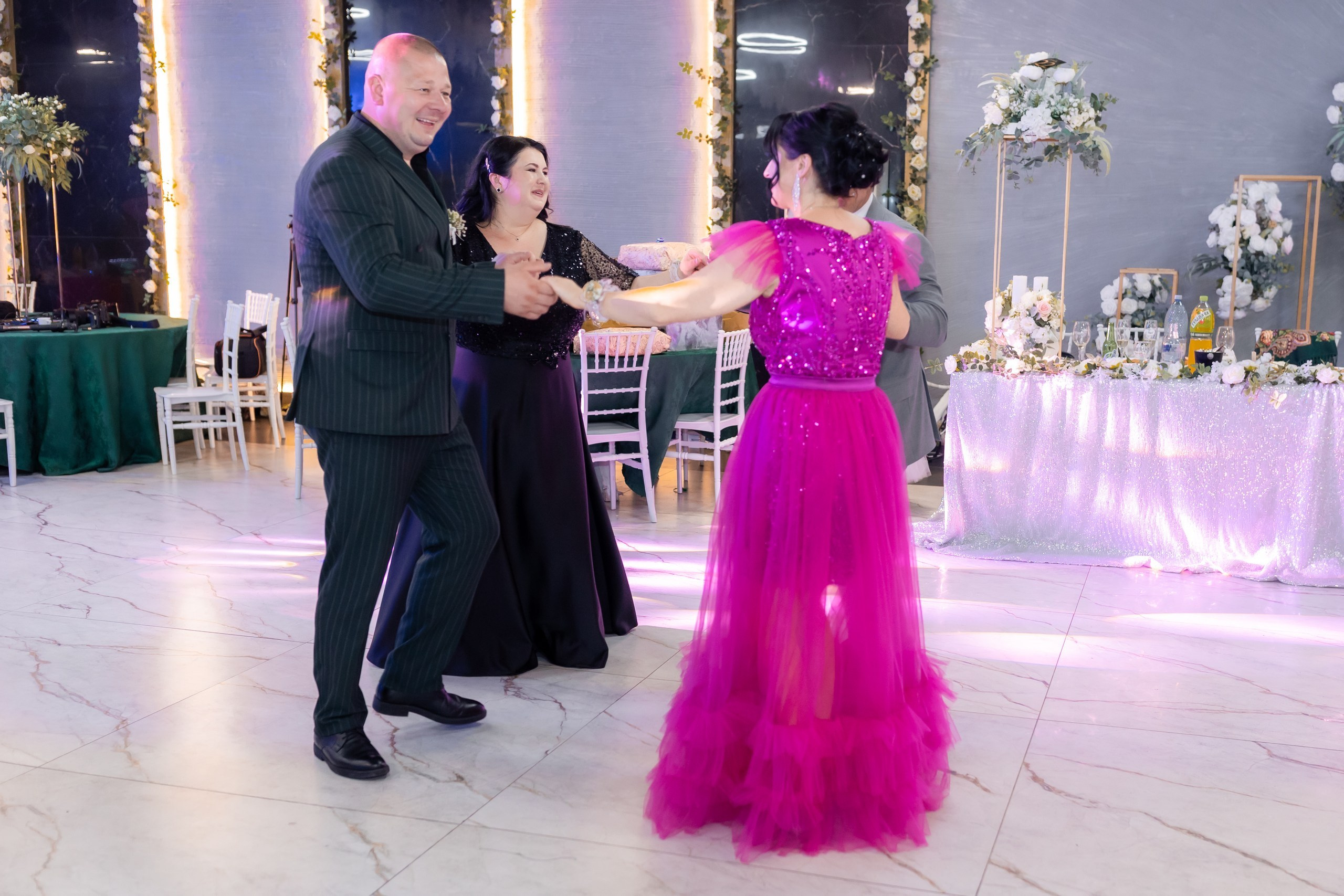 * fotograf stare civilă Siret* fotograf Bucovina* fotograf nuntă Suceava* fotograf Iași Botoșani* stare civilă tradițională* ie românească nuntă* AlinoFotoStudio* fotograf Andrei și Andreea- Alin Chirilă fotograf – stare civilă Siret, Suceava, Andrei și Andreea în ie tradițională, poveste spusă prin fotografiefotograf stare civilă Siret Suceava Alin Chirilă – miri îmbrăcați în costum tradițional bucovineanAlin Chirilă fotograf nuntă Siret Suceava – stare civilă autentică în Bucovina, emoții realefotograf Siret Suceava Alin Chirilă – Andrei și Andreea la starea civilă în ie tradiționalăstare civilă Siret fotograf Alin Chirilă – cadre naturale cu miri în costum popular din Bucovinafotograf nuntă Siret Suceava Alin Chirilă – povestitor prin fotografie, moment emoționant la starea civilăAlin Chirilă fotograf stare civilă Siret – iubire autentică surprinsă în stil documentarfotograf Bucovina Siret Alin Chirilă – stare civilă în ie tradițională, cadre pline de emoțieAlin Chirilă fotograf Suceava – Andrei și Andreea spun DA la starea civilă în Siretfotograf stare civilă Suceava Siret Alin Chirilă – poveste de iubire în stil tradițional românesc - Alin Chirilă fotograf profesionist, AlinoFotoStudio, fotograf evenimente Siret, Suceava County, Iași, Bacău County, Botoșani, Neamț County, fotograf nunți, botezuri, cununii civile, portrete și momente autentice surprinse elegant.- Alin Chirilă surprinde momente elegante de nuntă și evenimente speciale prin AlinoFotoStudio, fotograf disponibil în Siret, Suceava County, Iași, Bacău County, Botoșani și Neamț County, specializat în nunți, botezuri și cununii civile. - Alin Chirilă fotograf profesionist, AlinoFotoStudio, fotograf nuntă și evenimente în Siret, Suceava, Iași, Bacău, Botoșani și Piatra Neamț, fotograf nunți, botezuri, cununie civilă, ședințe foto, trash the dress, logodnă, familie, portrete și fotografii autentice. - AlinoFotoStudio by Alin Chirilă, fotograf evenimente premium în Suceava County, Iași County, Bacău County, Botoșani County și Neamț County, fotograf de familie, fotograf ceremonii religioase, petreceri și momente emoționante. - Alin Chirilă fotograf, povestitor prin fotografie, servicii foto profesionale pentru mireasă, mire, pregătiri nuntă, biserică, restaurant, valsul mirilor, tradiții românești și amintiri de neuitat în Moldova.