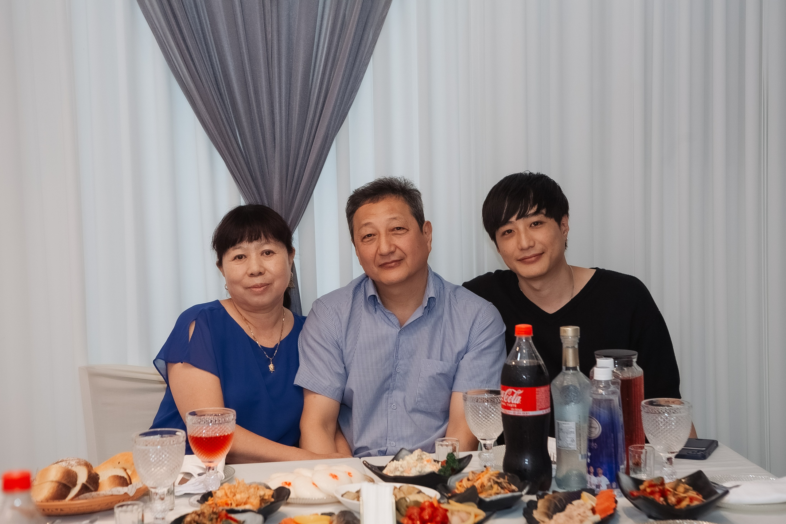 Тео дома и в ресторане. Фотограф беременности, ньюборн и годовасиков в Корее Жанна Хан