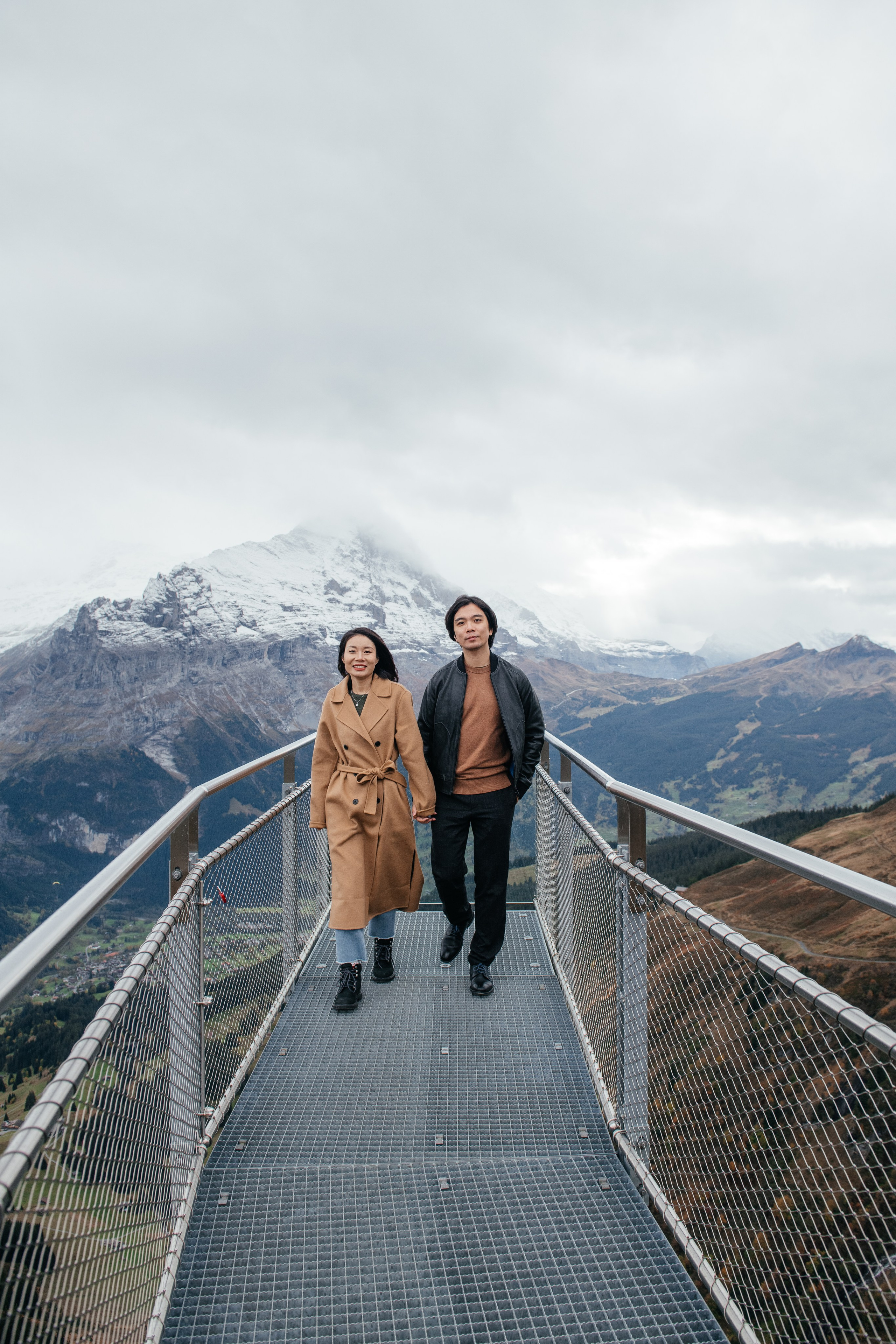 Kaiwen & Xiaoming Grindelwald, Switzerland. I am Elena Altendorfer. Wedding photographer in Zurich and Switzerland