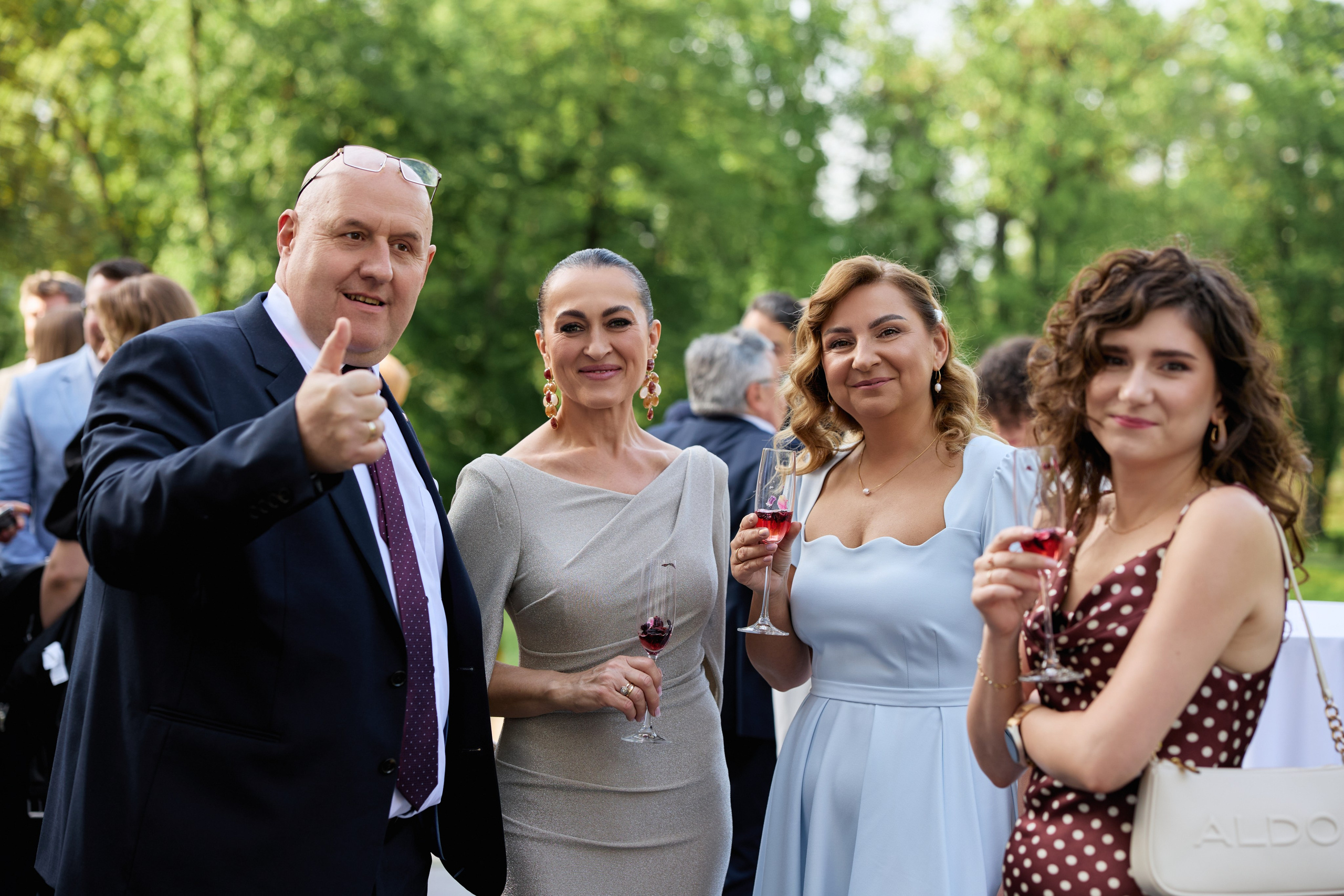 Wiktoria & Kacper. Pałac Goetz. Fotograf ślubny i rodzinny w Krakowie Yana Klymova