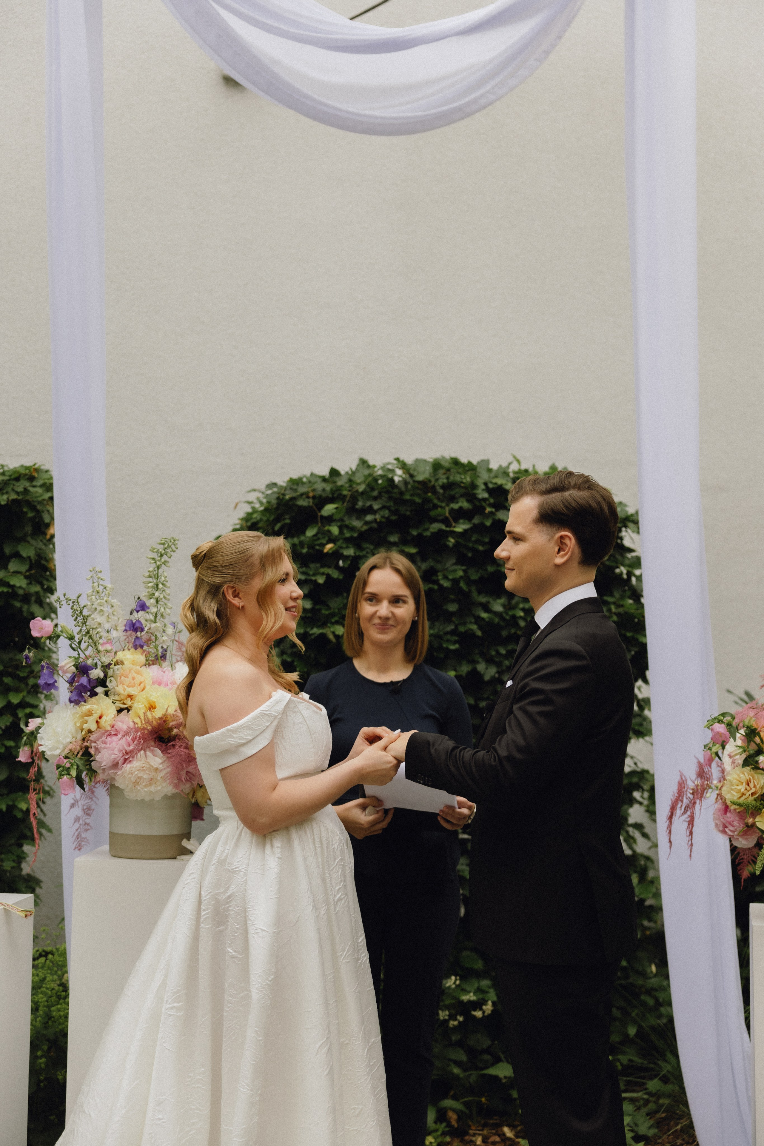 Paulina ir Deivydas | vestuvės Vynvytyje | Kaunas 2025. Vestuvių ir šeimų fotografė Lena Bondarenko / belove photo