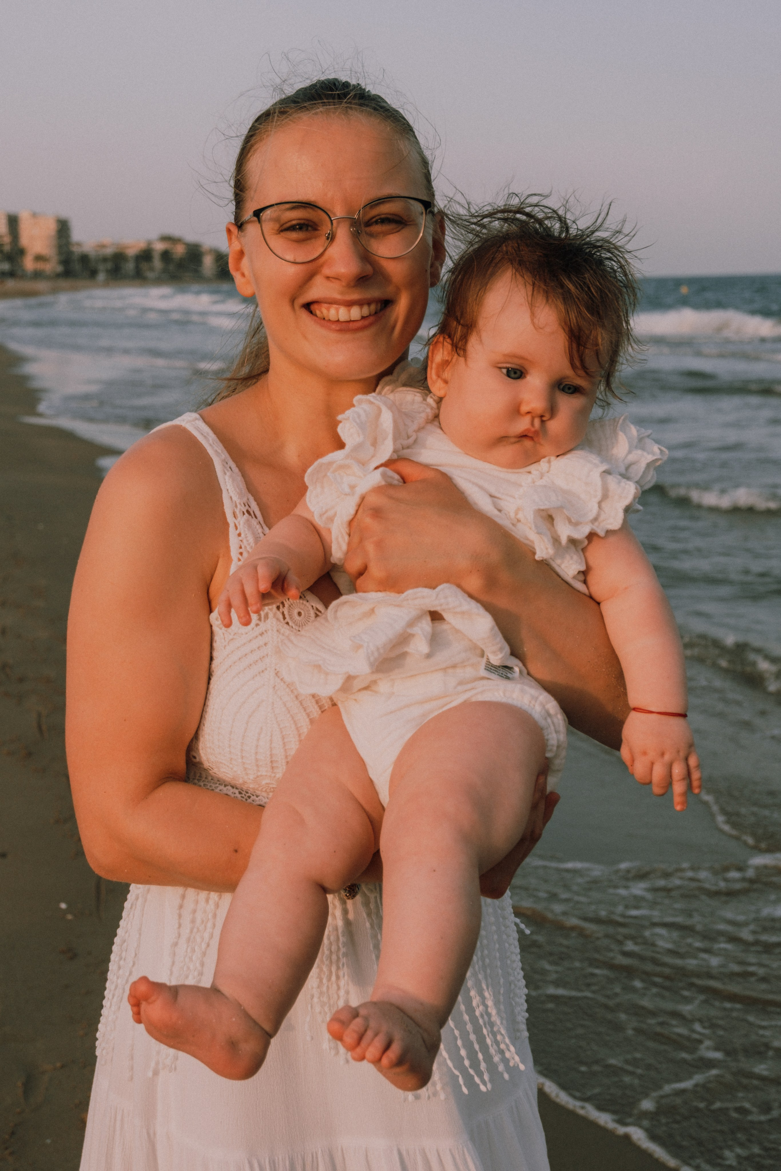 Семейная фотосессия на пляже. Профессиональная фотосъемка в Калафелле — Елена Медведева