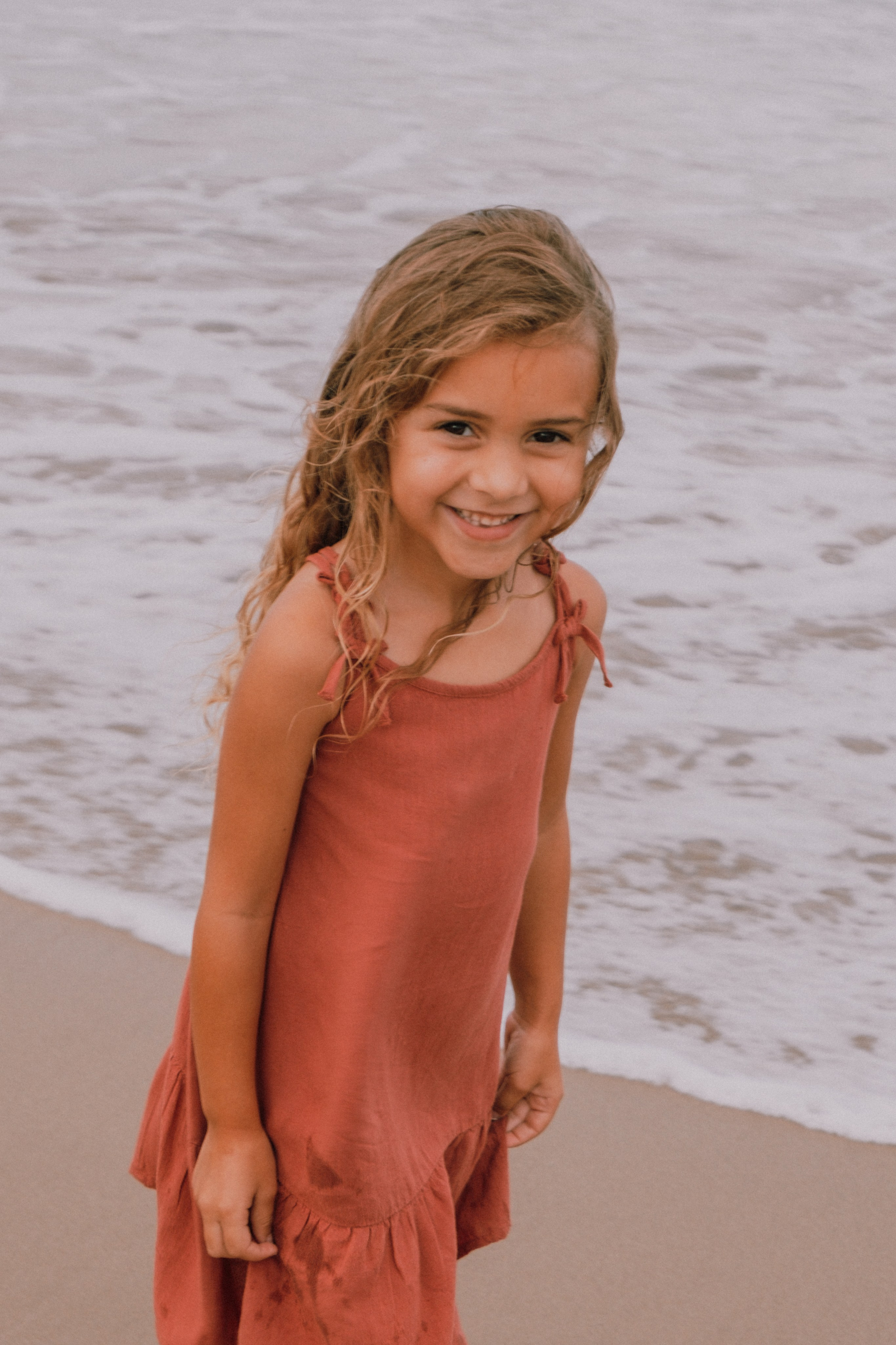 Семейная фотосессия на пляже. Профессиональная фотосъемка в Калафелле — Елена Медведева