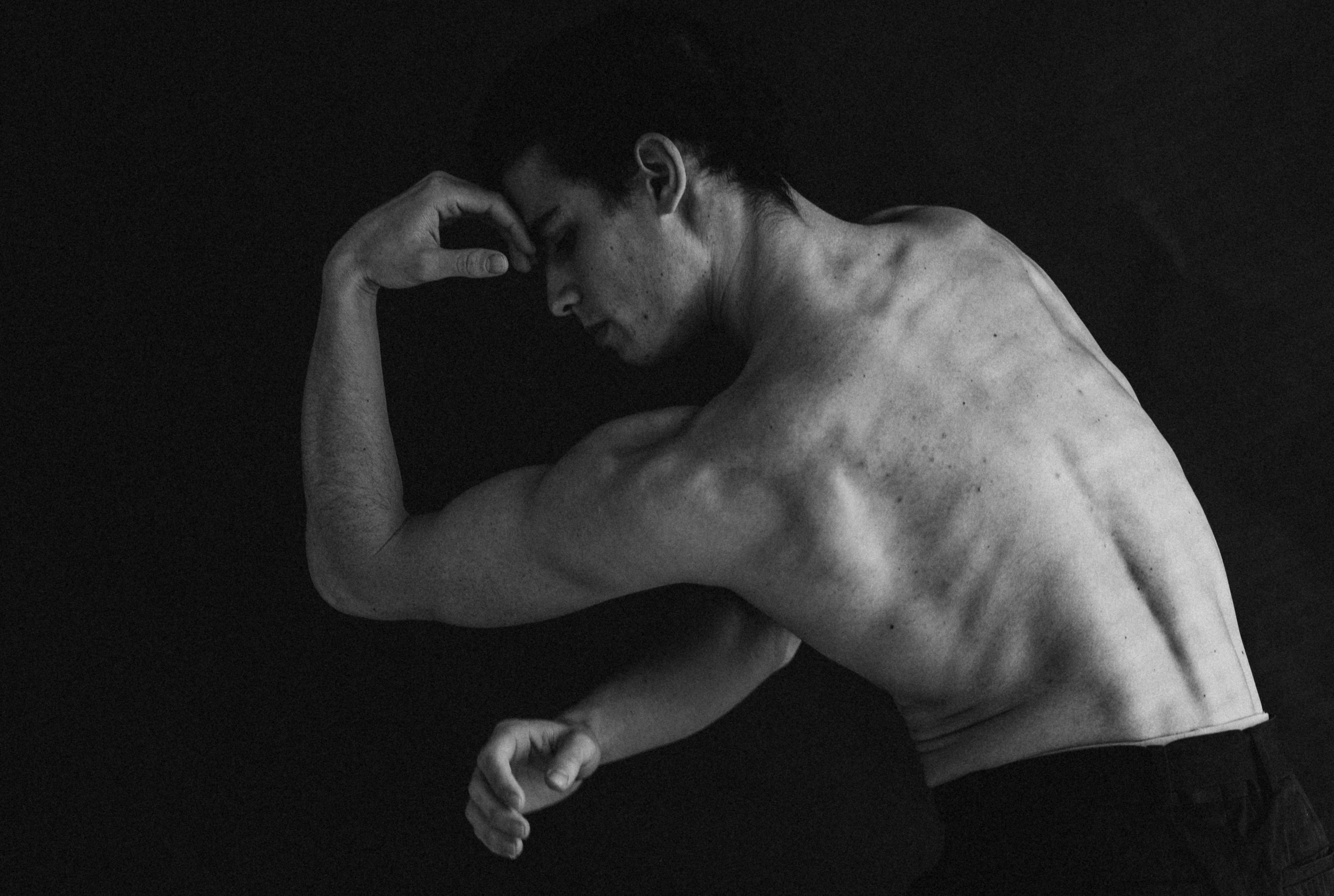 DANCERS. Victoria Olonen – Cinematic Portrait Artist | Helsinki & Europe