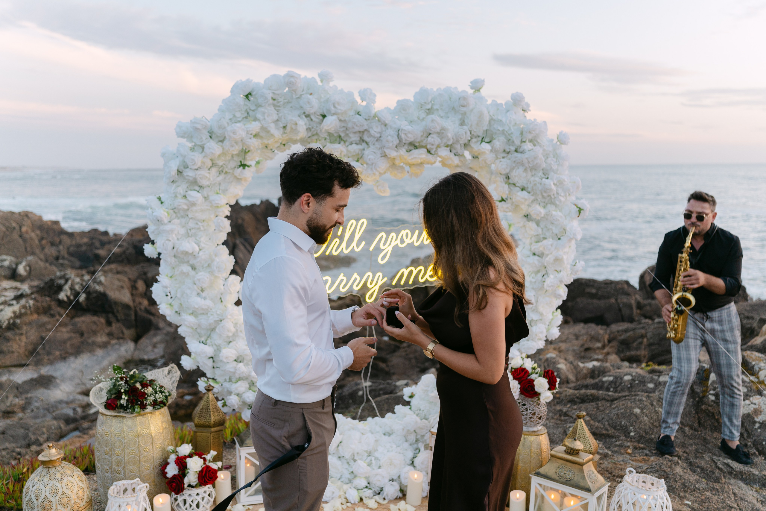 Wedding Proposal at the Beach. Davi Valente