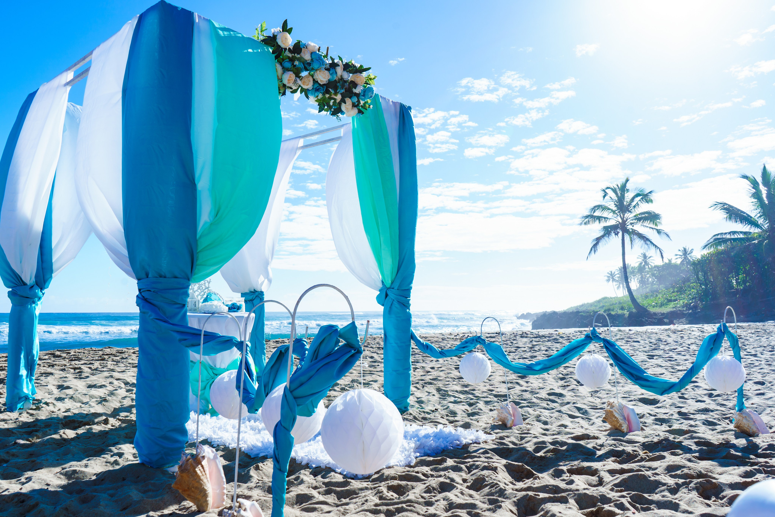 Symbolic Beach Weddings in Puerto Plata. Photographer in Puerto Plata and Santo Domingo, Dominican Republic