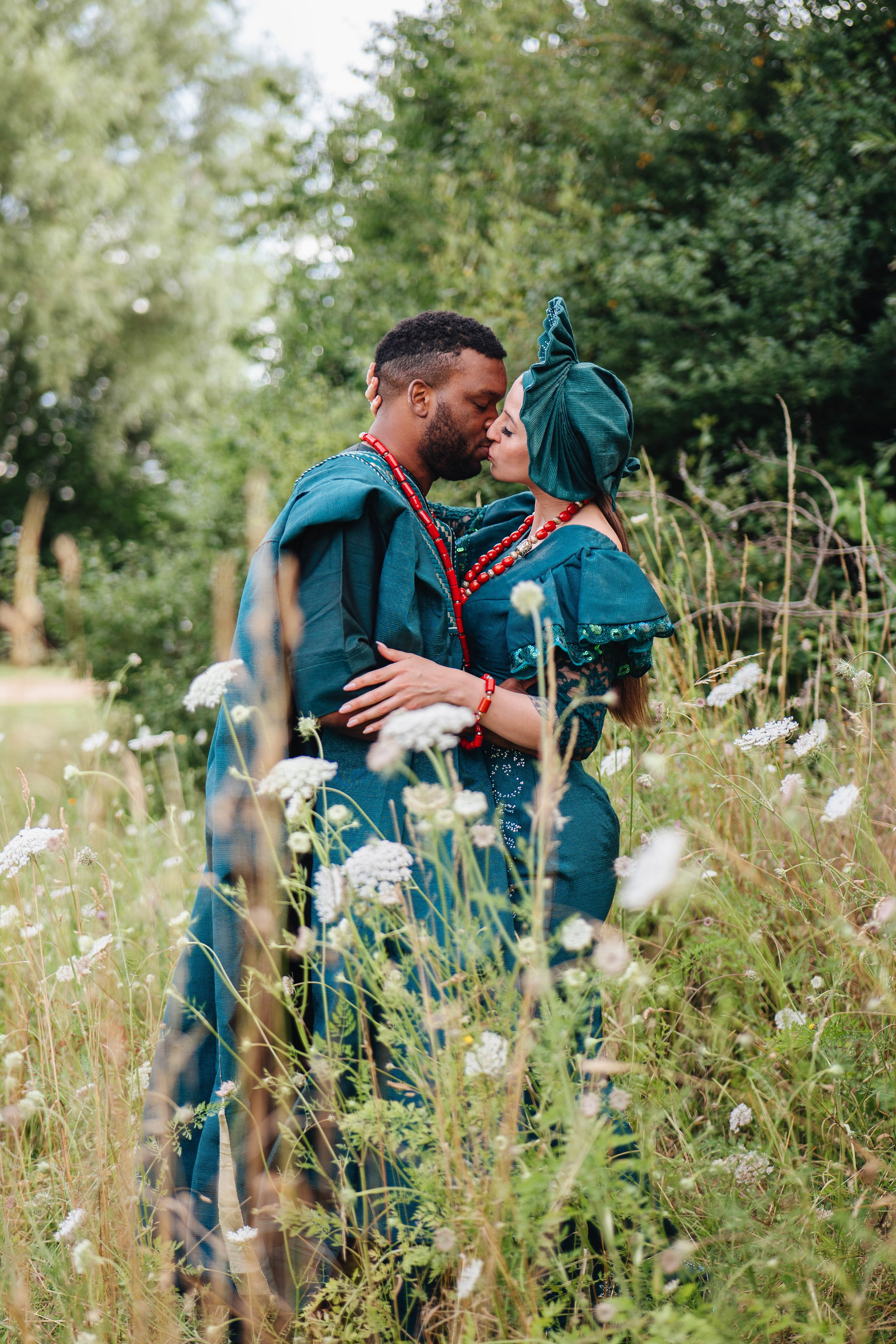 Love story. Wedding and family photographer in London