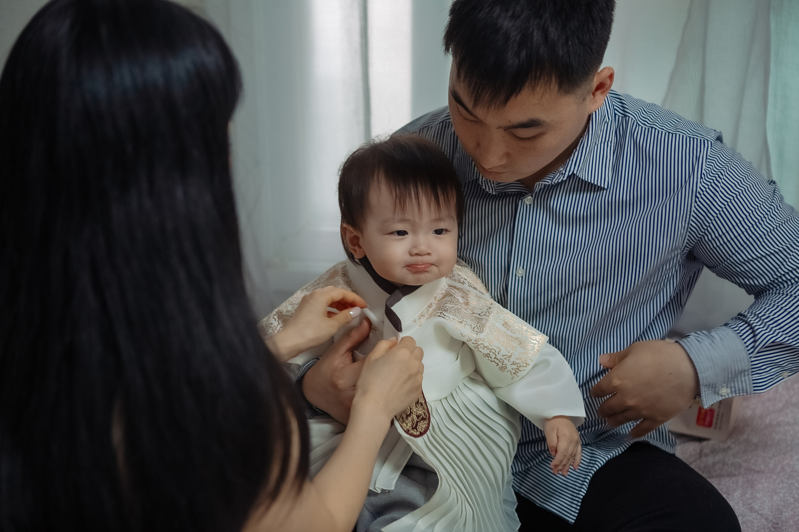 Тео дома и в ресторане. Фотограф беременности, ньюборн и годовасиков в Корее Жанна Хан
