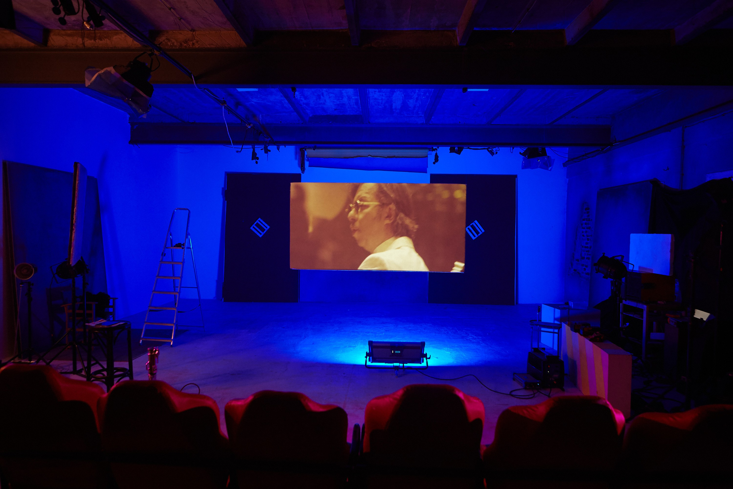 Studio Photogenic. Commercial and studio photographer in Belgrade