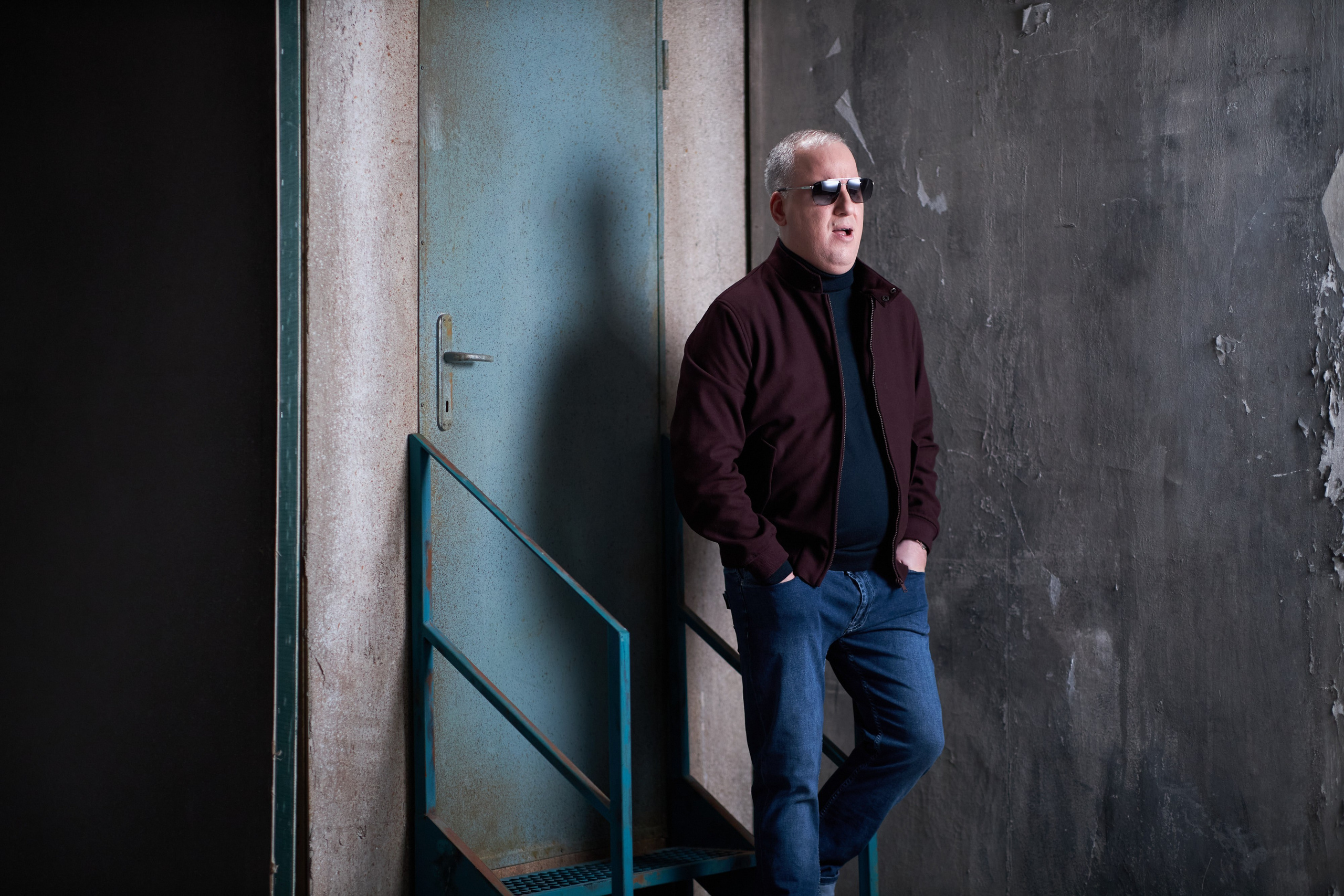 Studio Photogenic. Commercial and studio photographer in Belgrade