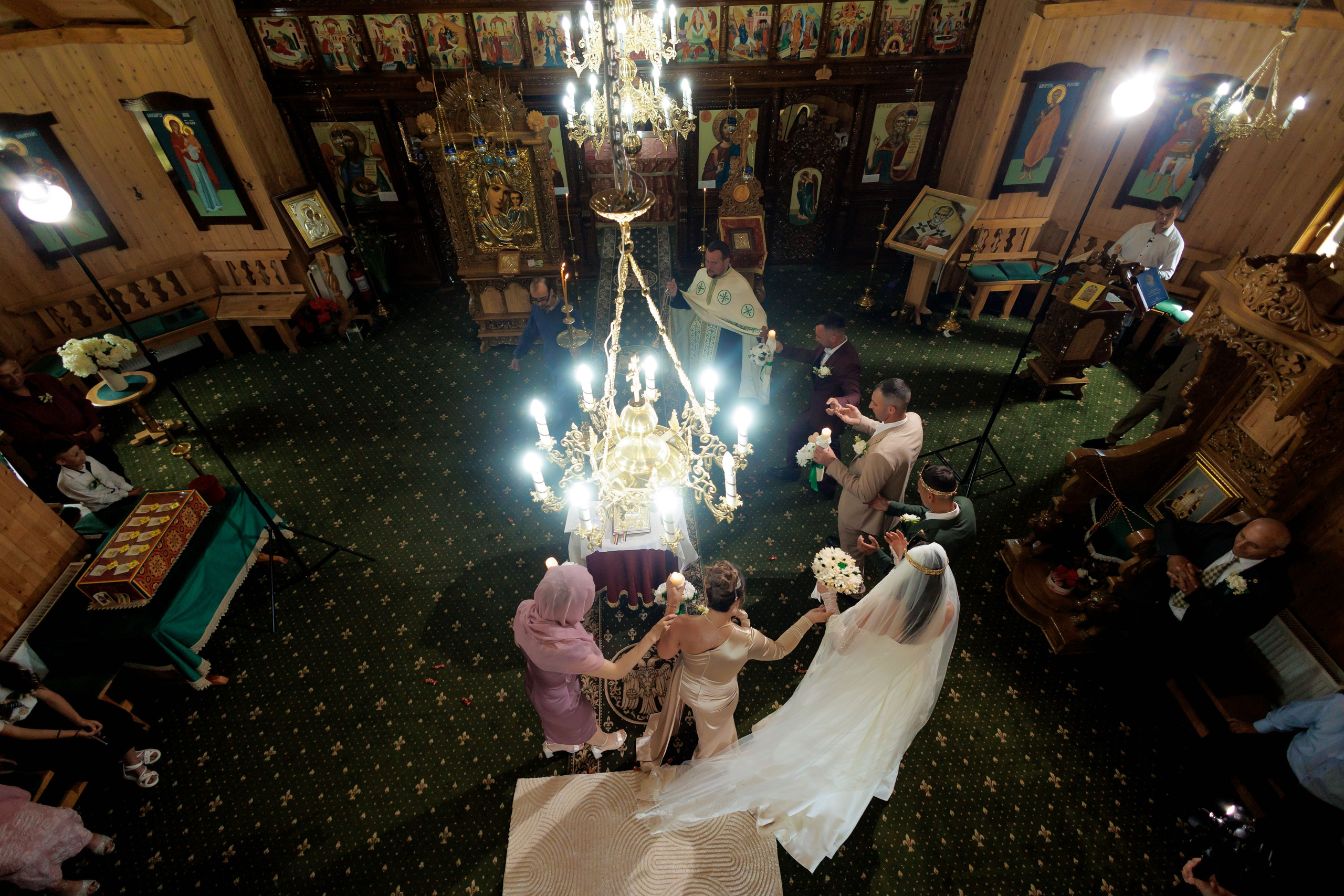 Nunta Nicoleta & Răzvan | Fotografie & Videografie Profesională. Servicii foto-video profesionale, pentru momente de neuitat