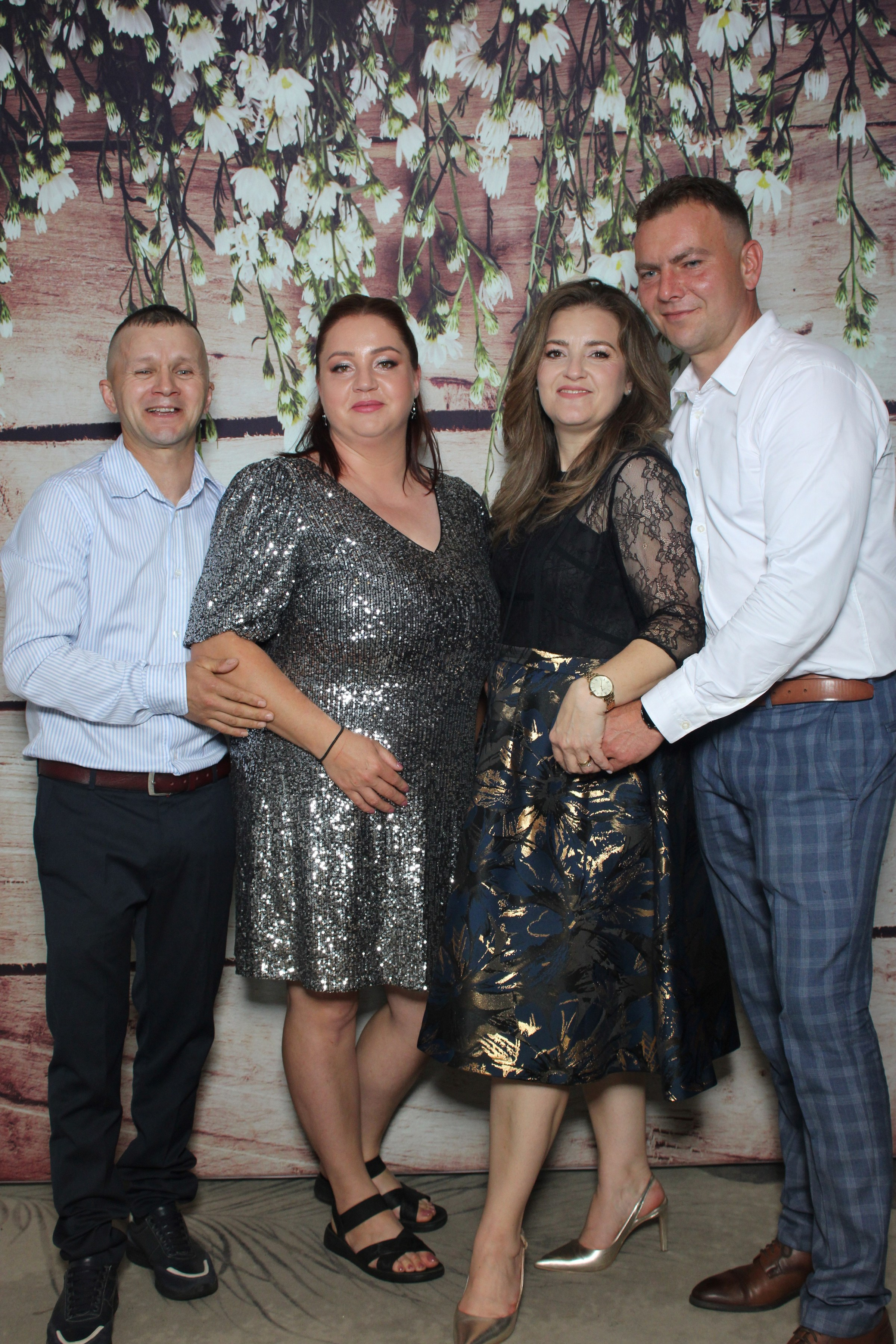 Nunta Denisa & Daniel – Zâmbete și distracție cu Oglinda Amintirilor Suceava