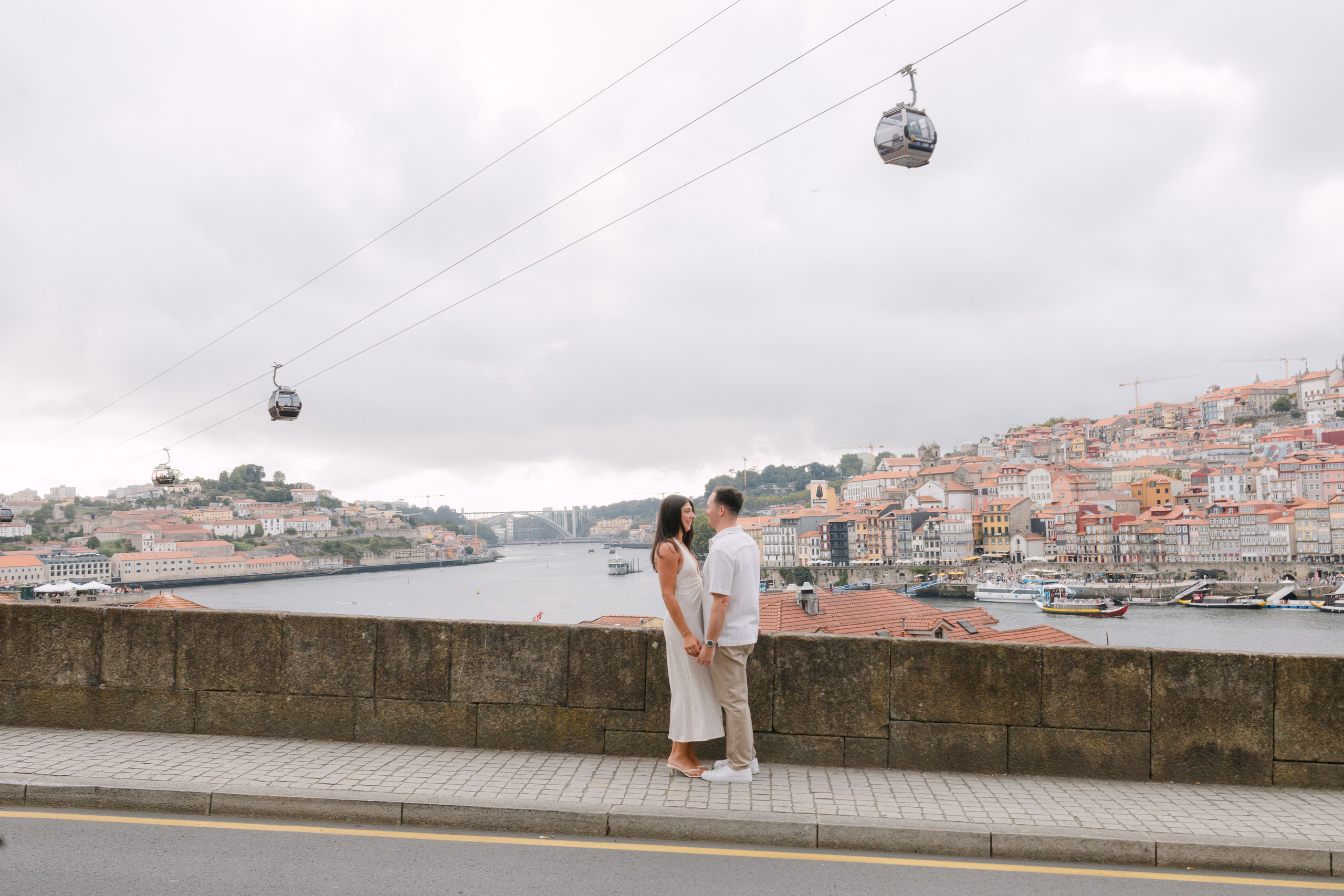 Wedding Proposal in Porto. Fotógrafo de casamentos e destination wedding no Porto, Portugal — Davi Valente | Lisboa, Douro, Roma e Lago de Como