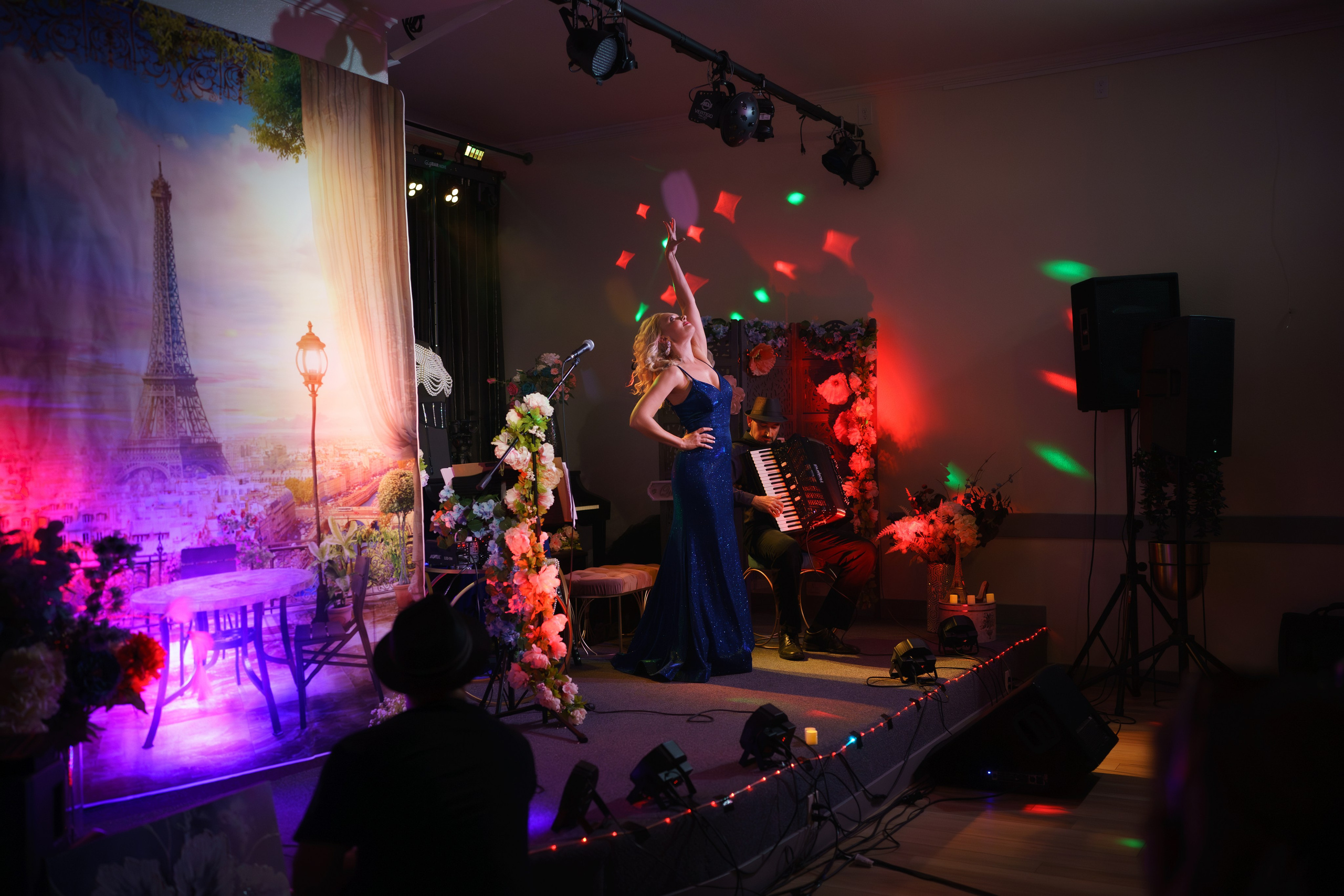 Show Mon Paris by Yelena Neva. Tatiana Smirnova — Photographer