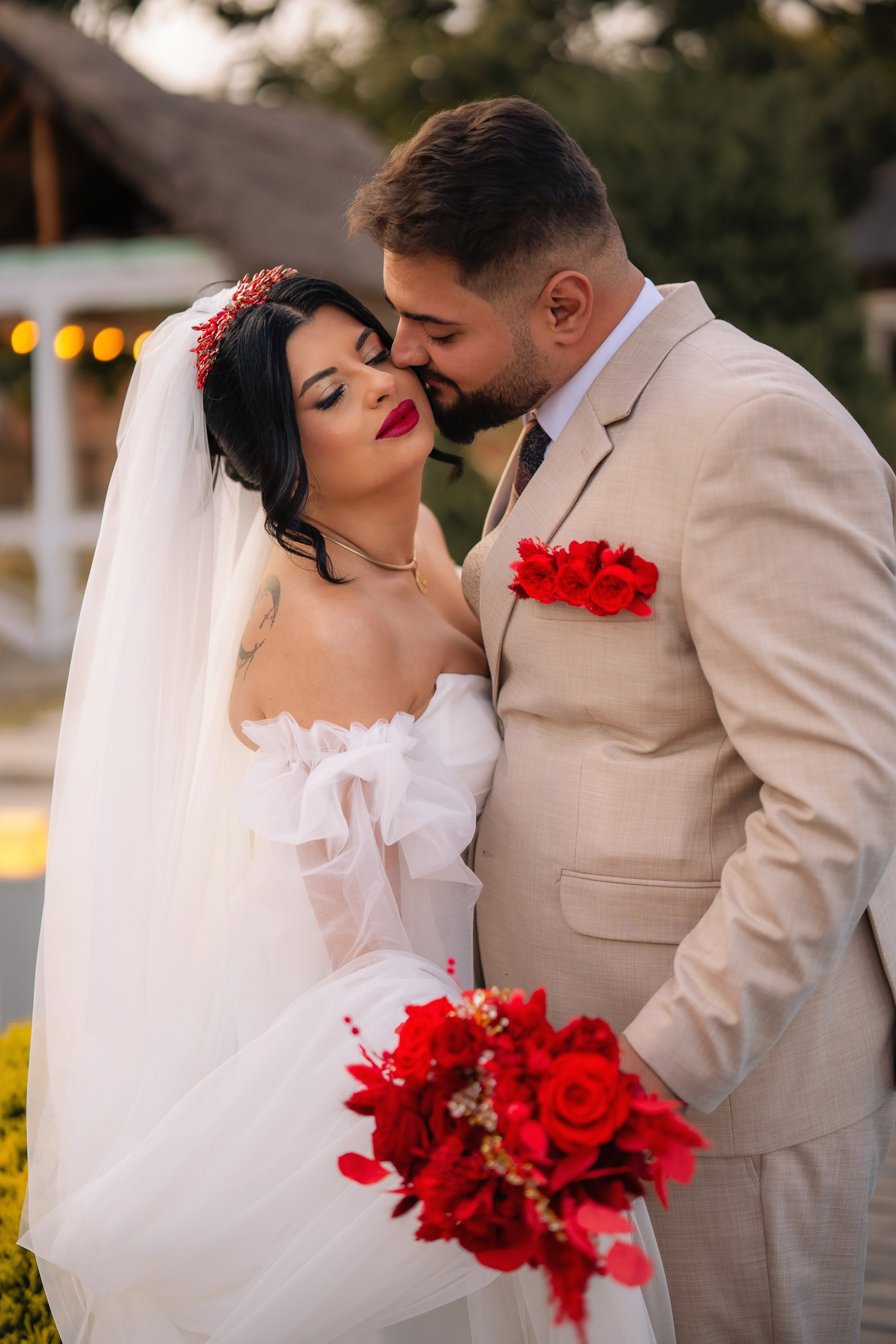 Camelia si Andrei - Traditional Love Story. Fotografi de nunta in Bucuresti, Iulia si Stefan Ovidiu