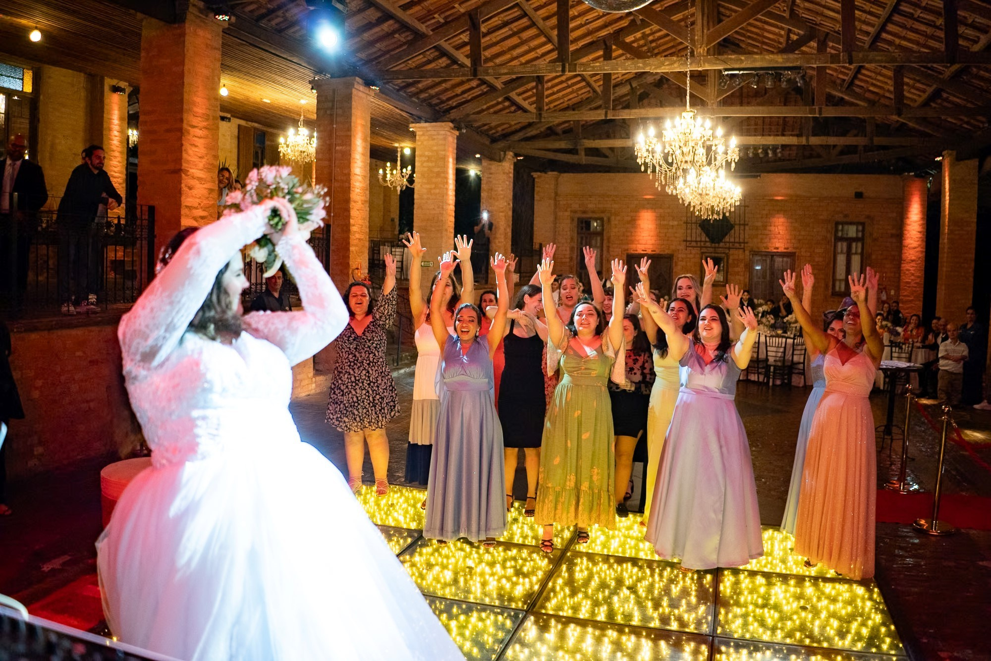 Casamento Geo e Renan — Igreja e Alvorada. Fotógrafo de casamento e Filmmaker de casamento