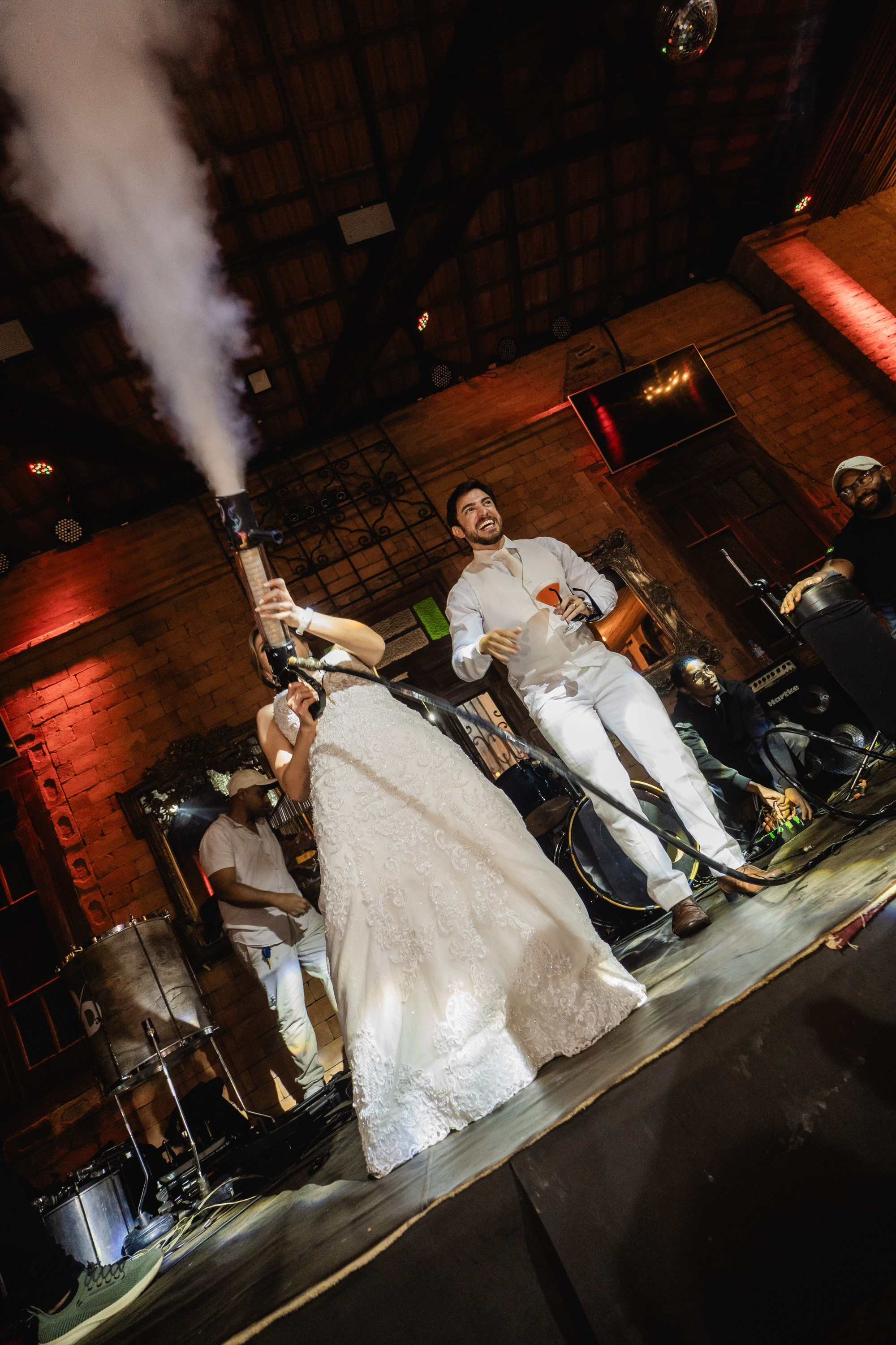 Casamento Natalia e Thiago — Alvorada. Fotógrafo de casamento e Filmmaker de casamento