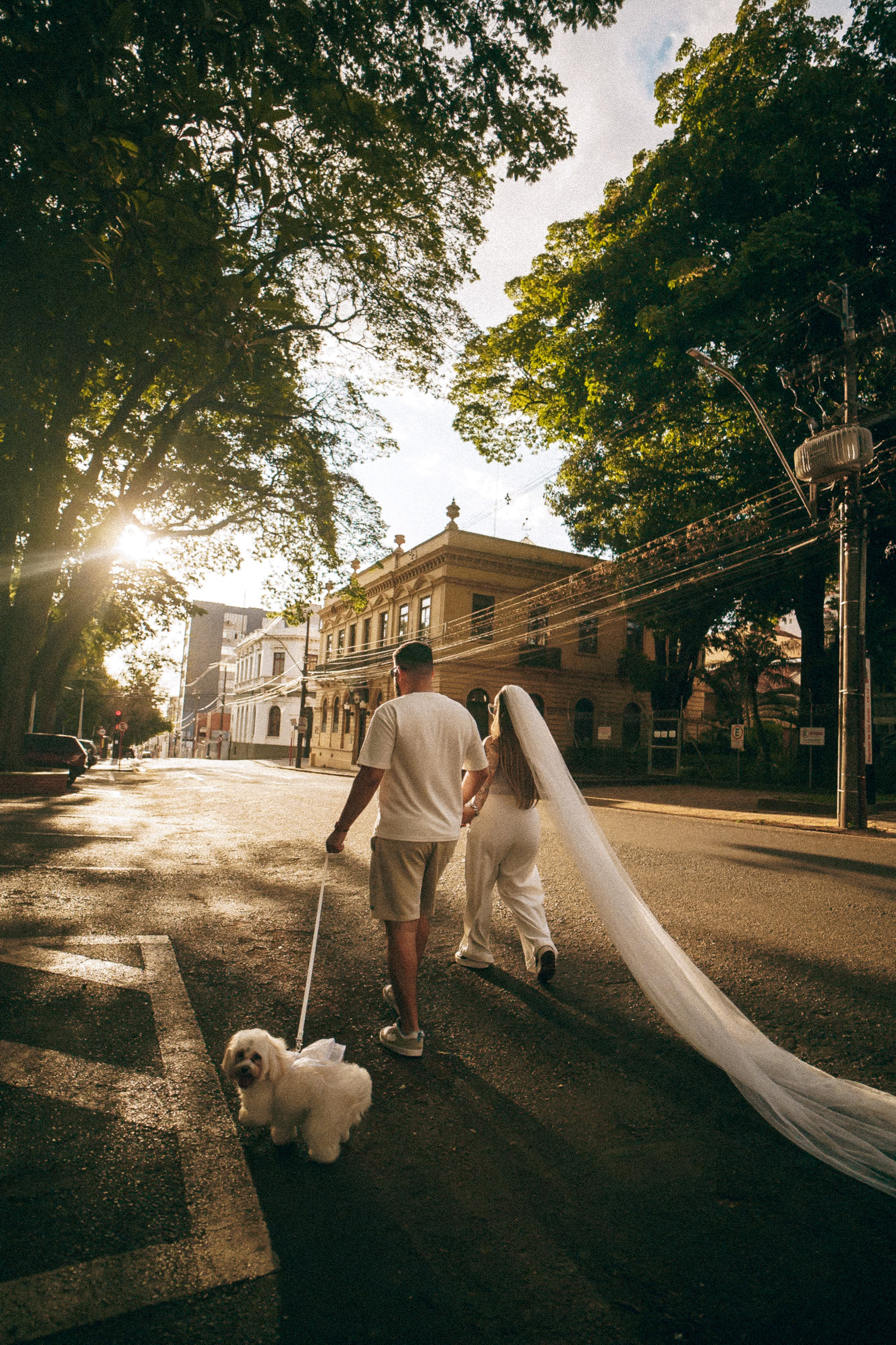 Pré Wedding — Laysla e Bruno (Urbano). Fotógrafo de casamento e Filmmaker de casamento