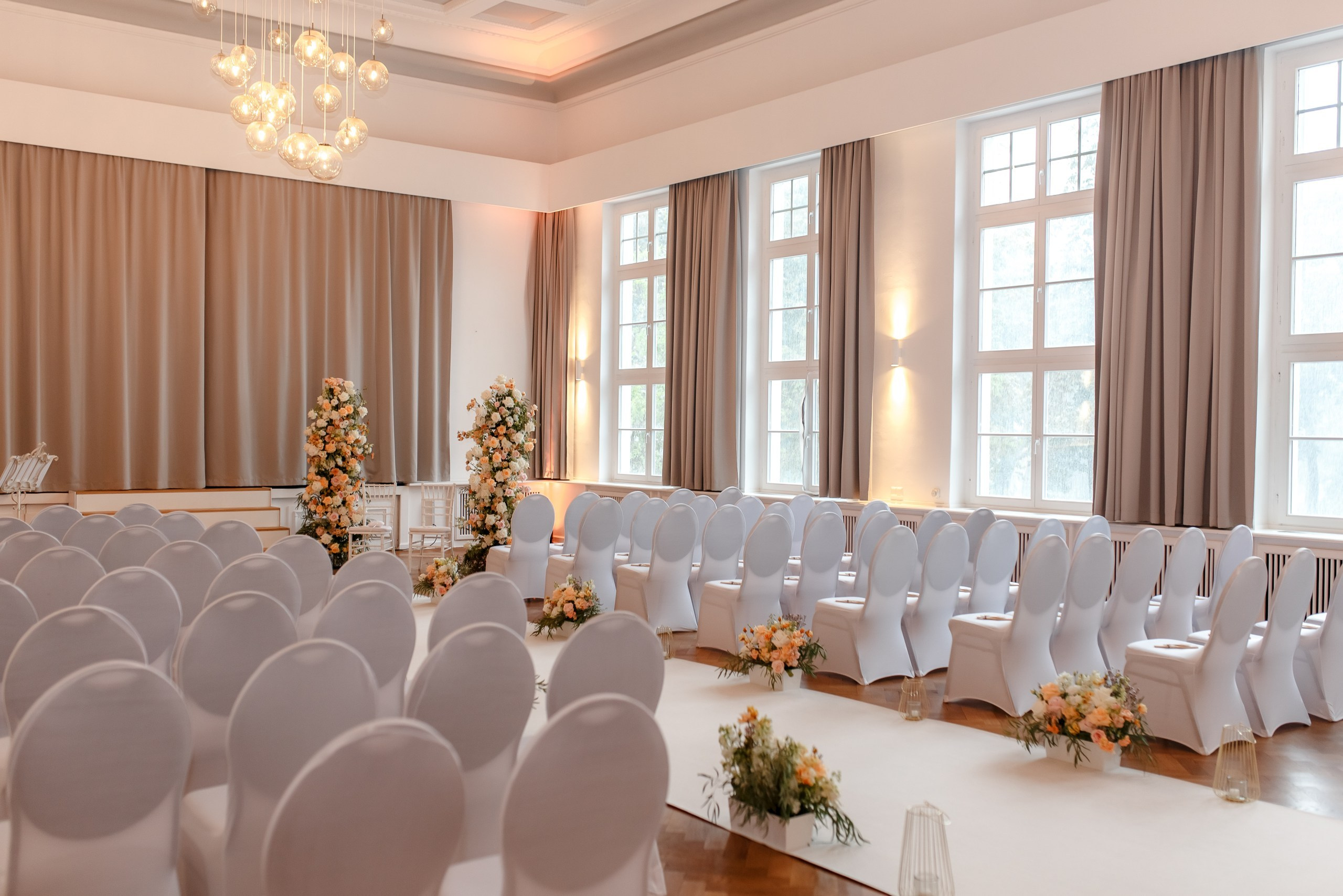 Yasmin und Mathias: Eine Traumhochzeit in der Villa Schützenhof. Hochzeitsfotografie in Berlin Nataliia Schütze