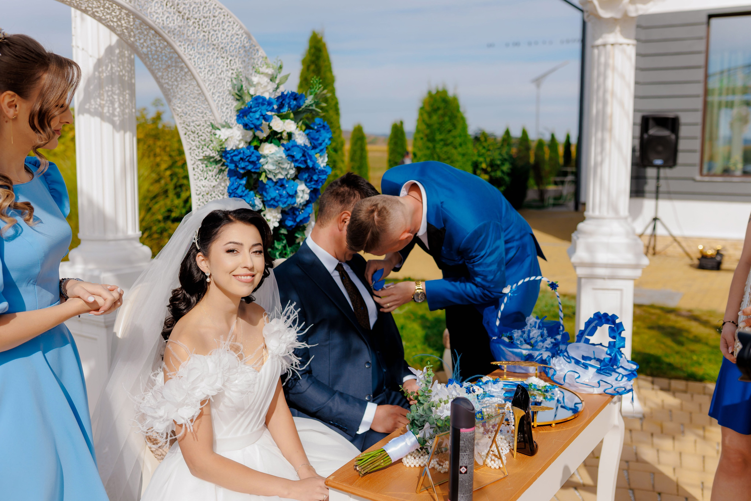 Loredana & Emilian – Ziua Nunții | Videografie - fotografie Botez Suceava, Iași, Botoșani. Servicii foto-video profesionale, pentru momente de neuitat