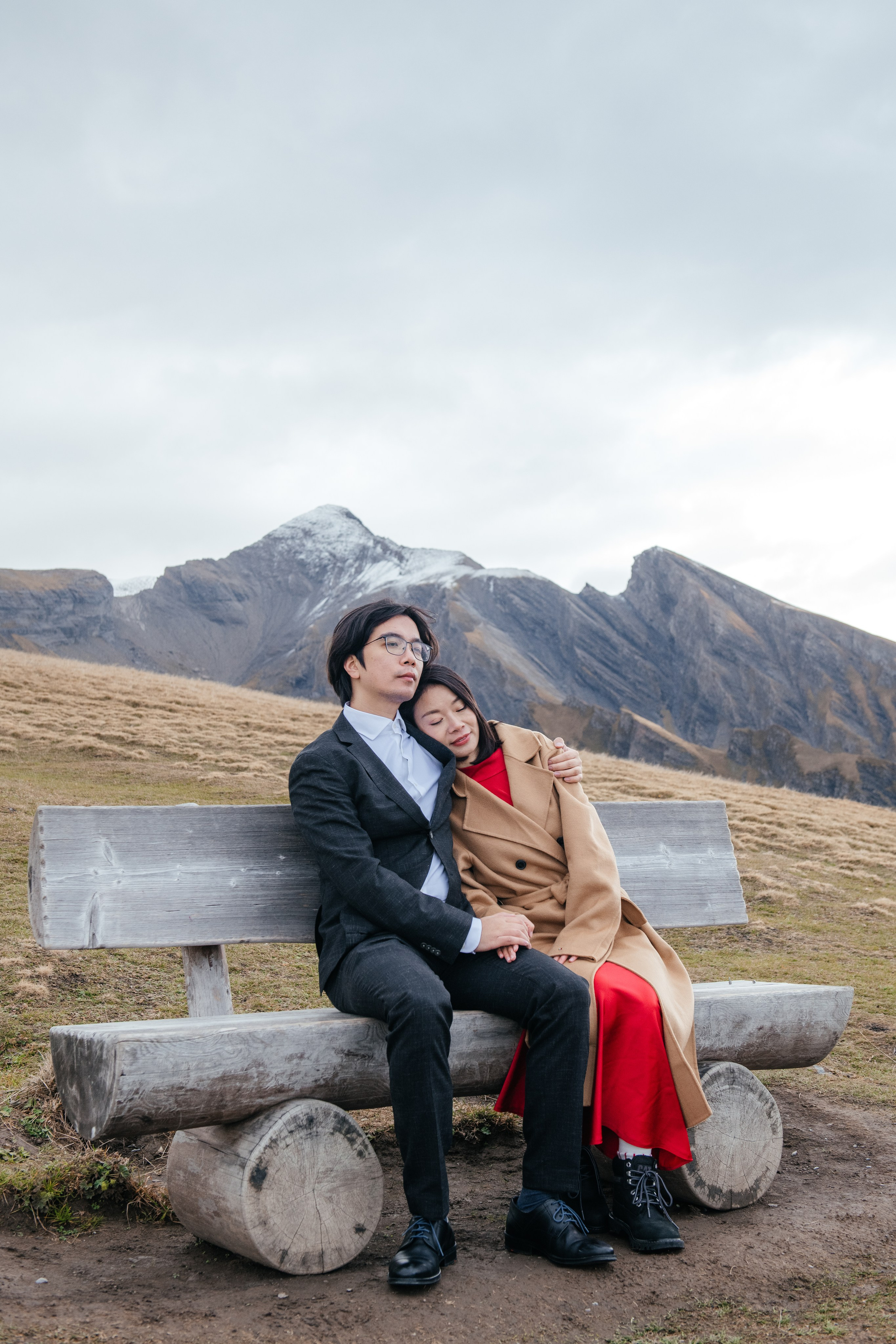 Kaiwen & Xiaoming Grindelwald, Switzerland. I am Elena Altendorfer. Wedding photographer in Zurich and Switzerland