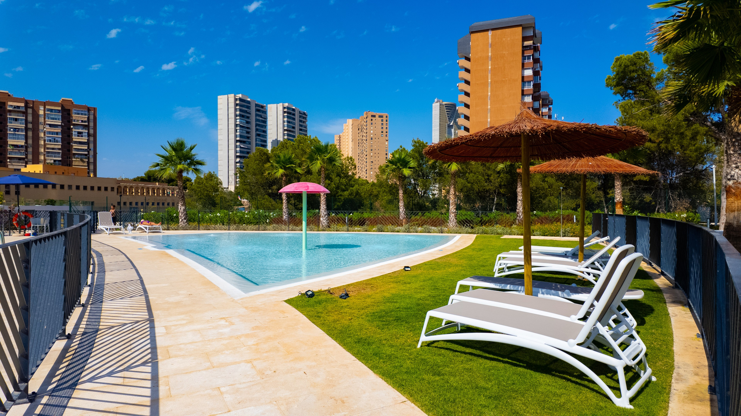 Benidorm. Baby Beast