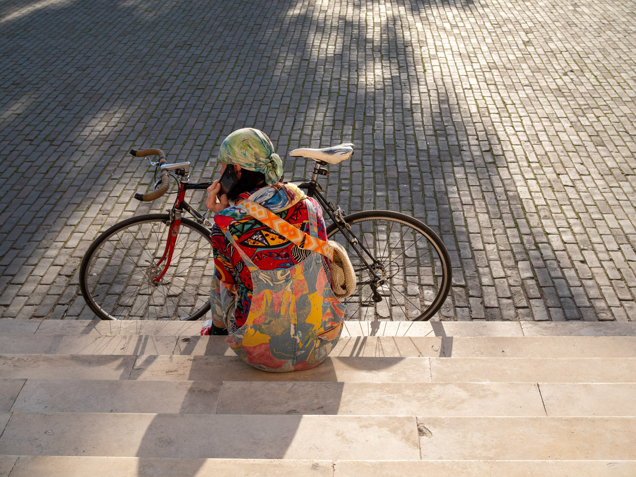 Color street. Humanistic street photographer in Bucharest