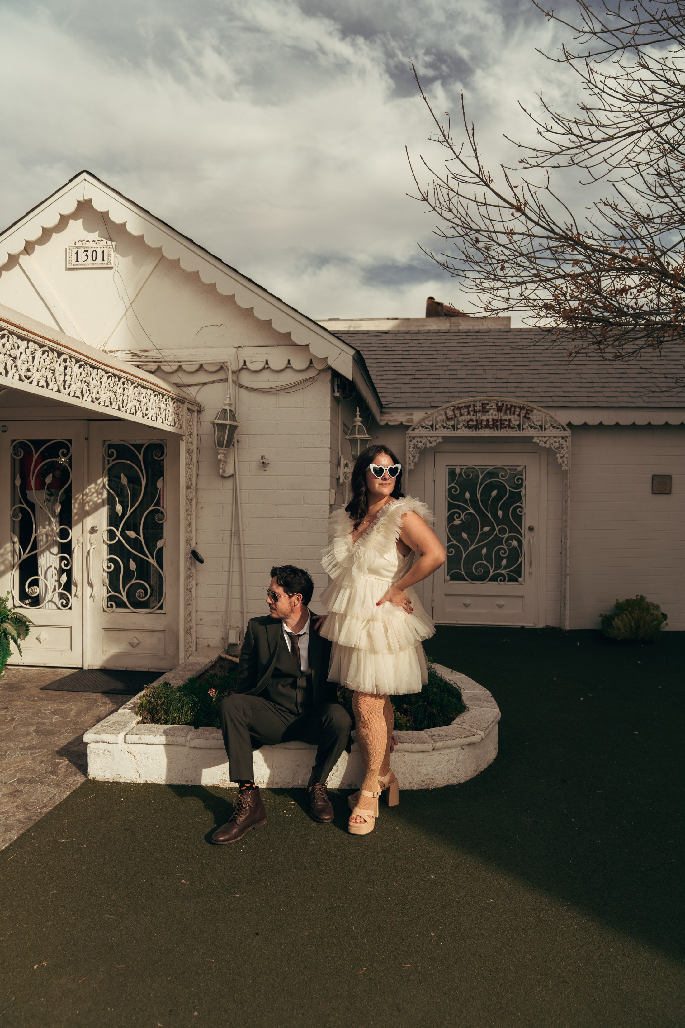 Grace&Jesse. Wedding & elopement photographer Viktoriya Kravtsov. Las Vegas