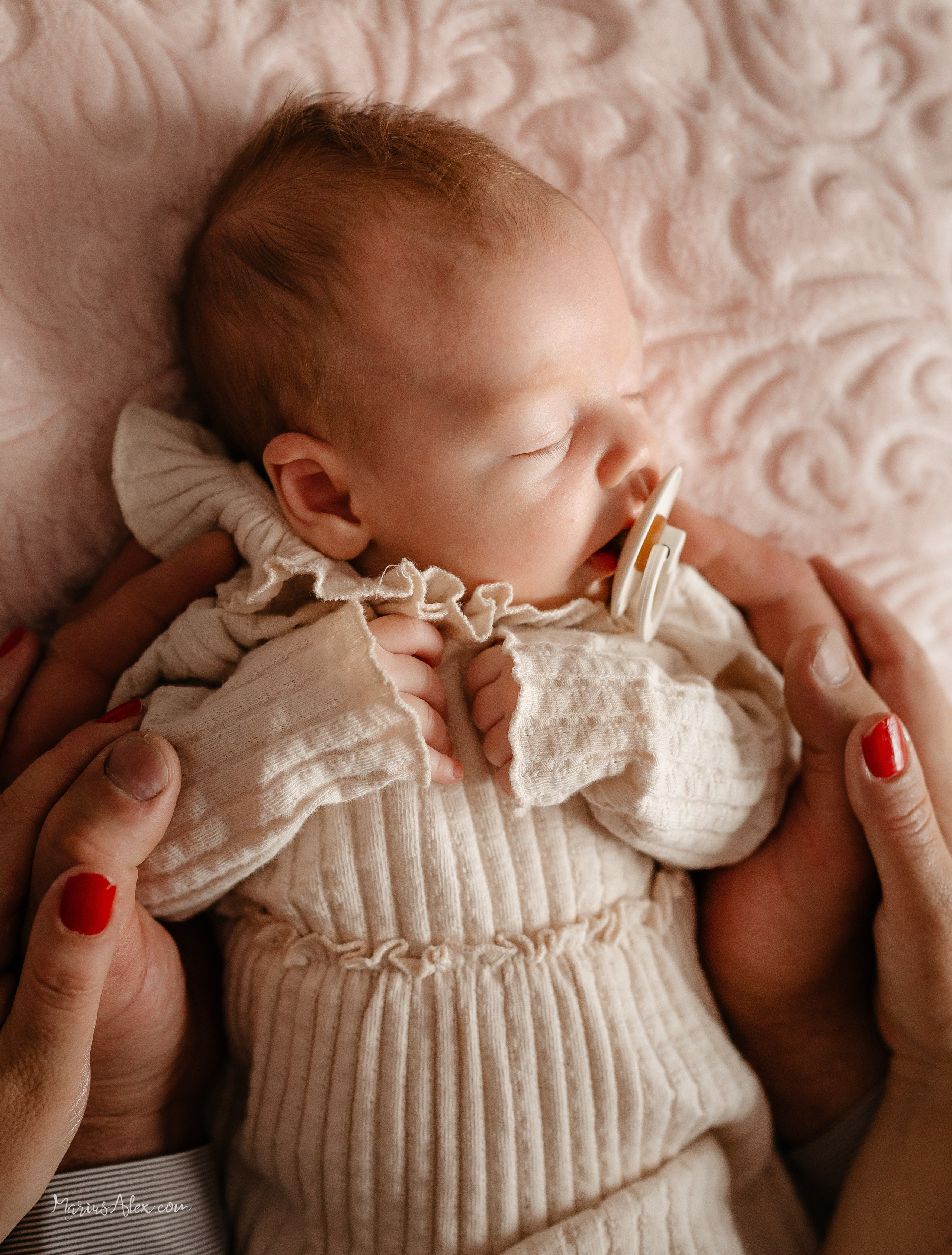 Botezul micutei Melania Selena. Marius Alex fotograf de eveniment si portret din Suceava