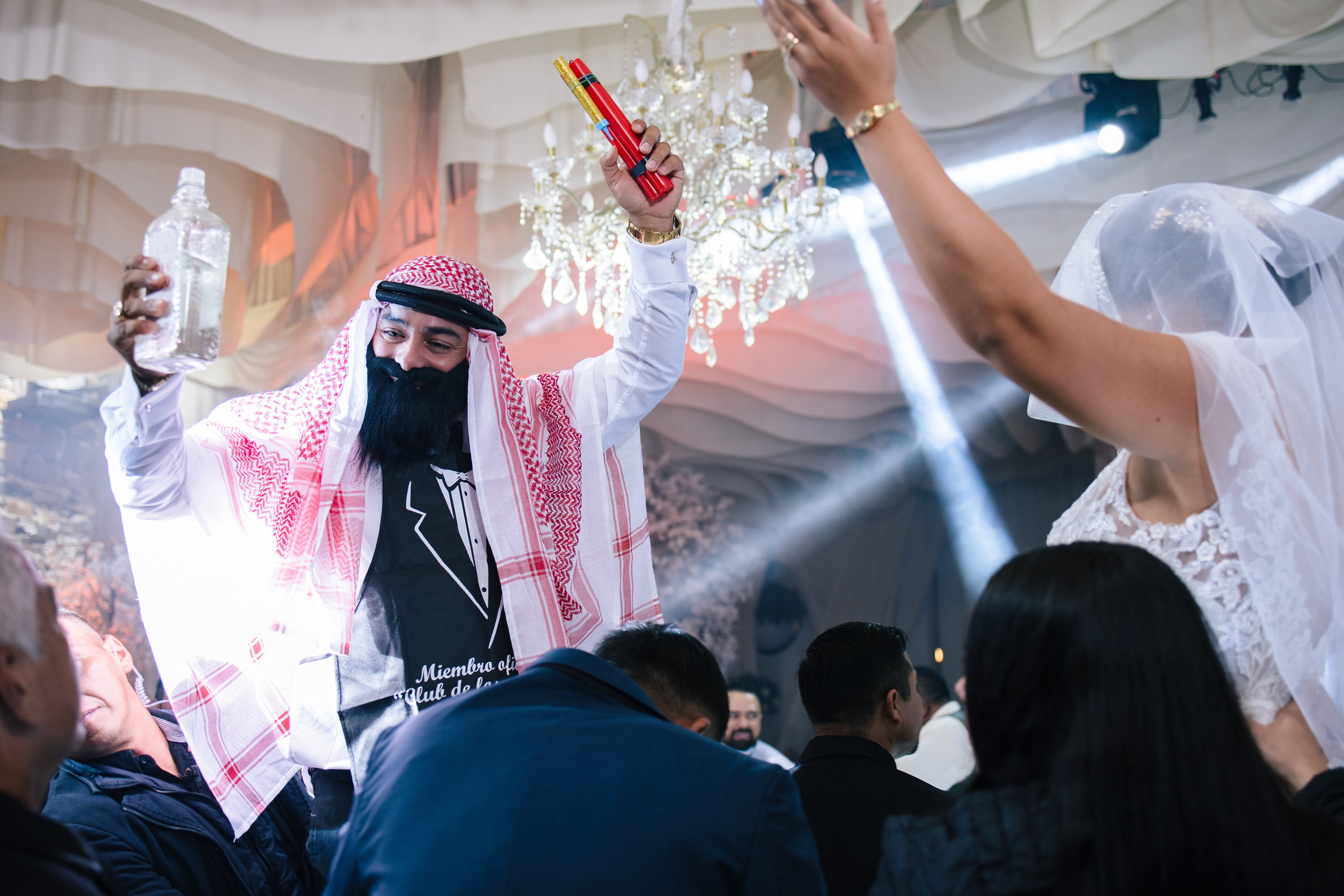 Alejandra y Salvador. Principal