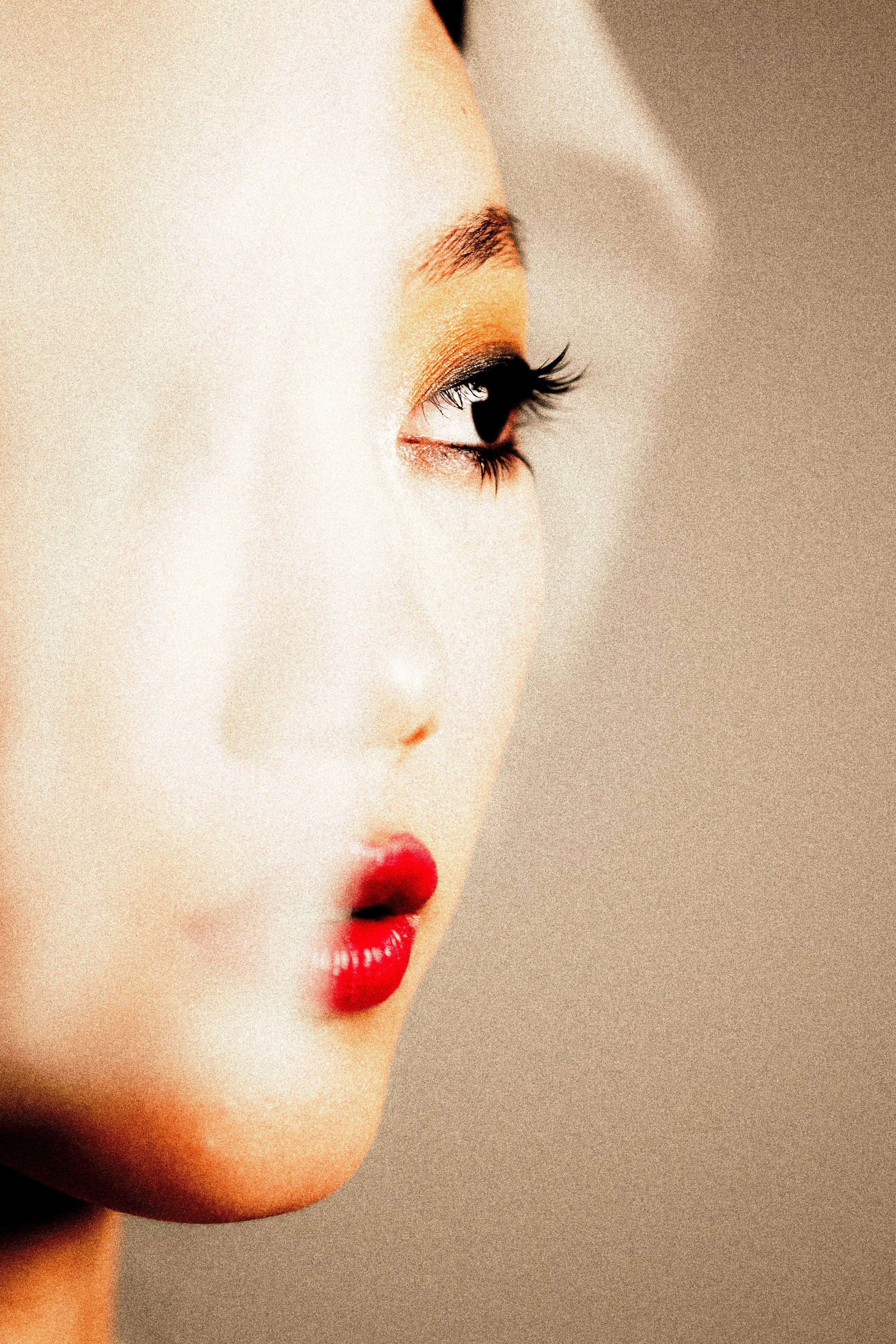 YURI PROJECT. Anna Miyauchi