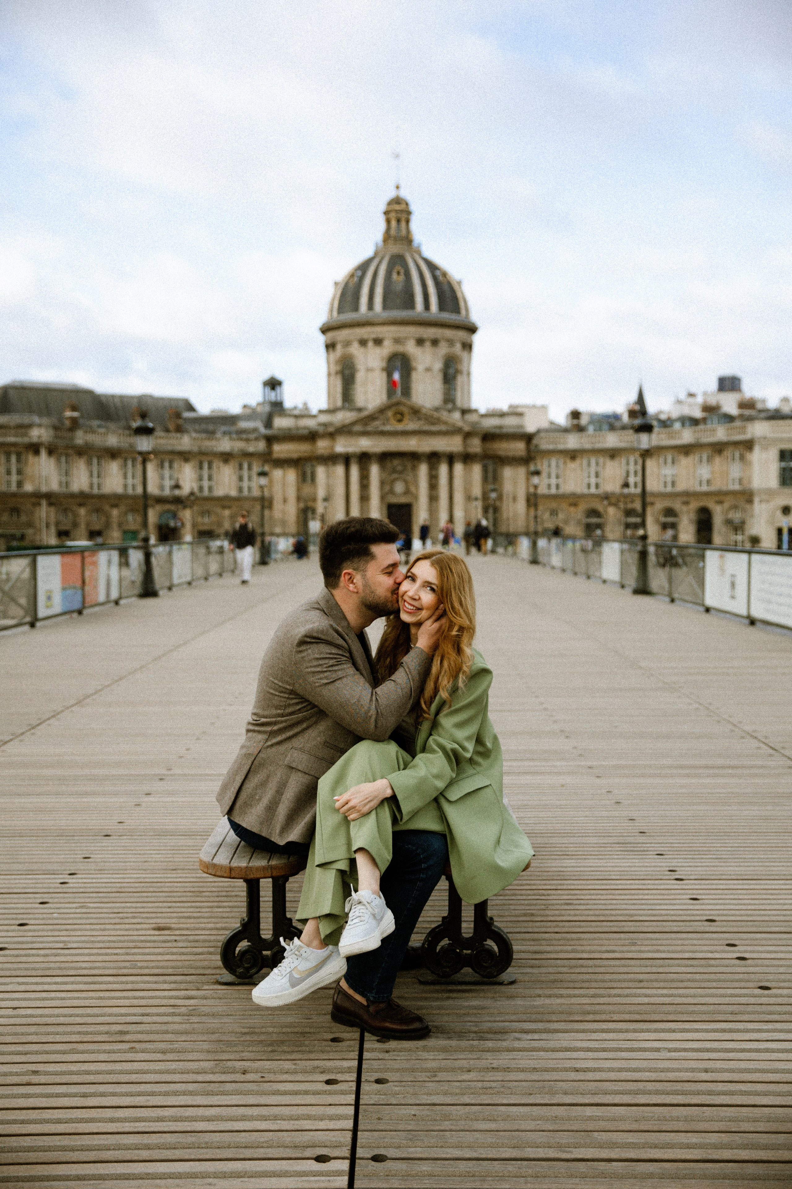 Couple Photo Walk in Paris — Romantic Lifestyle Photography. Paris Wedding Photographer