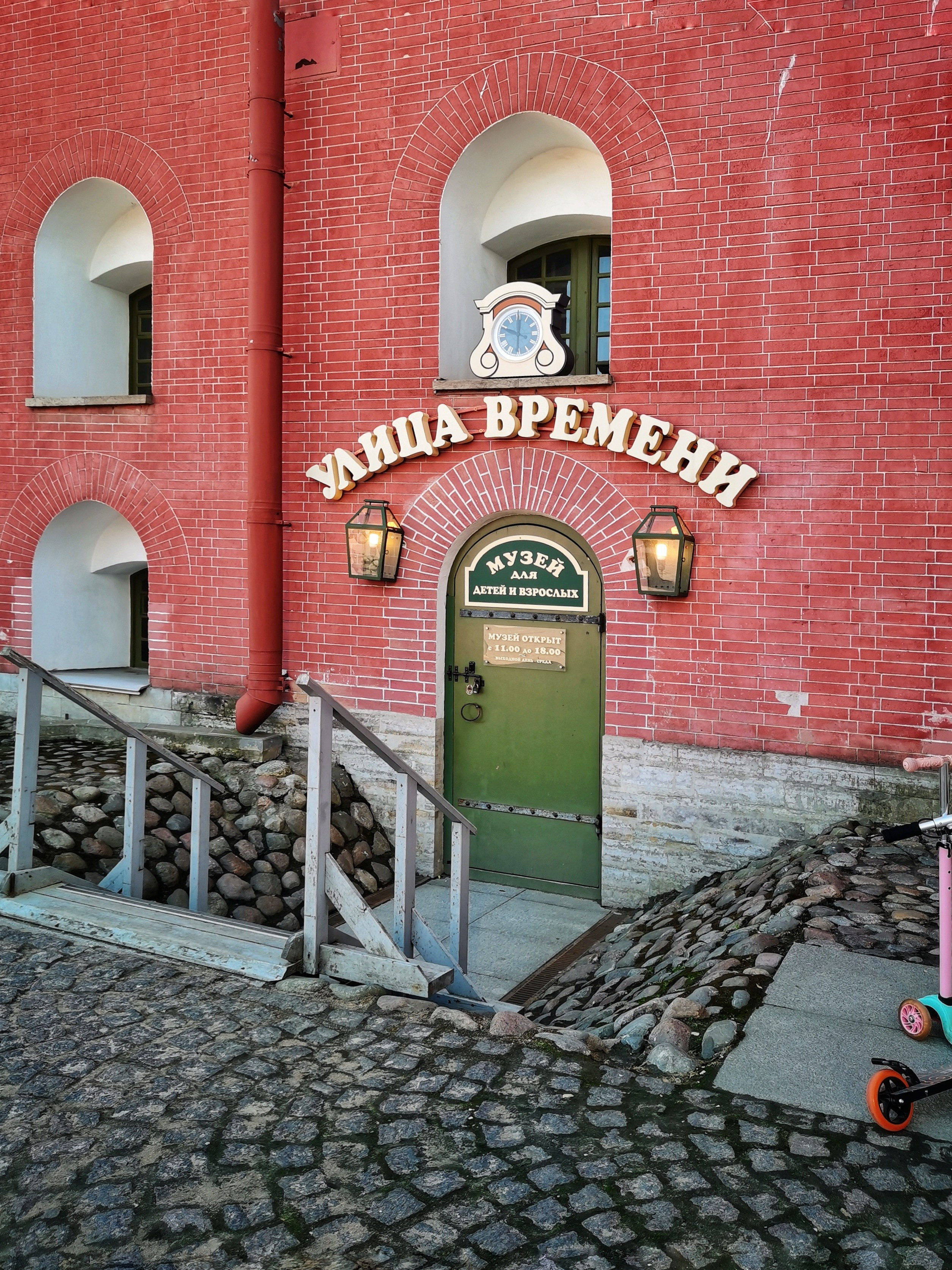 Saint Petersburg through my lens. Victoria Fedoseenko. Photographer from Serbia