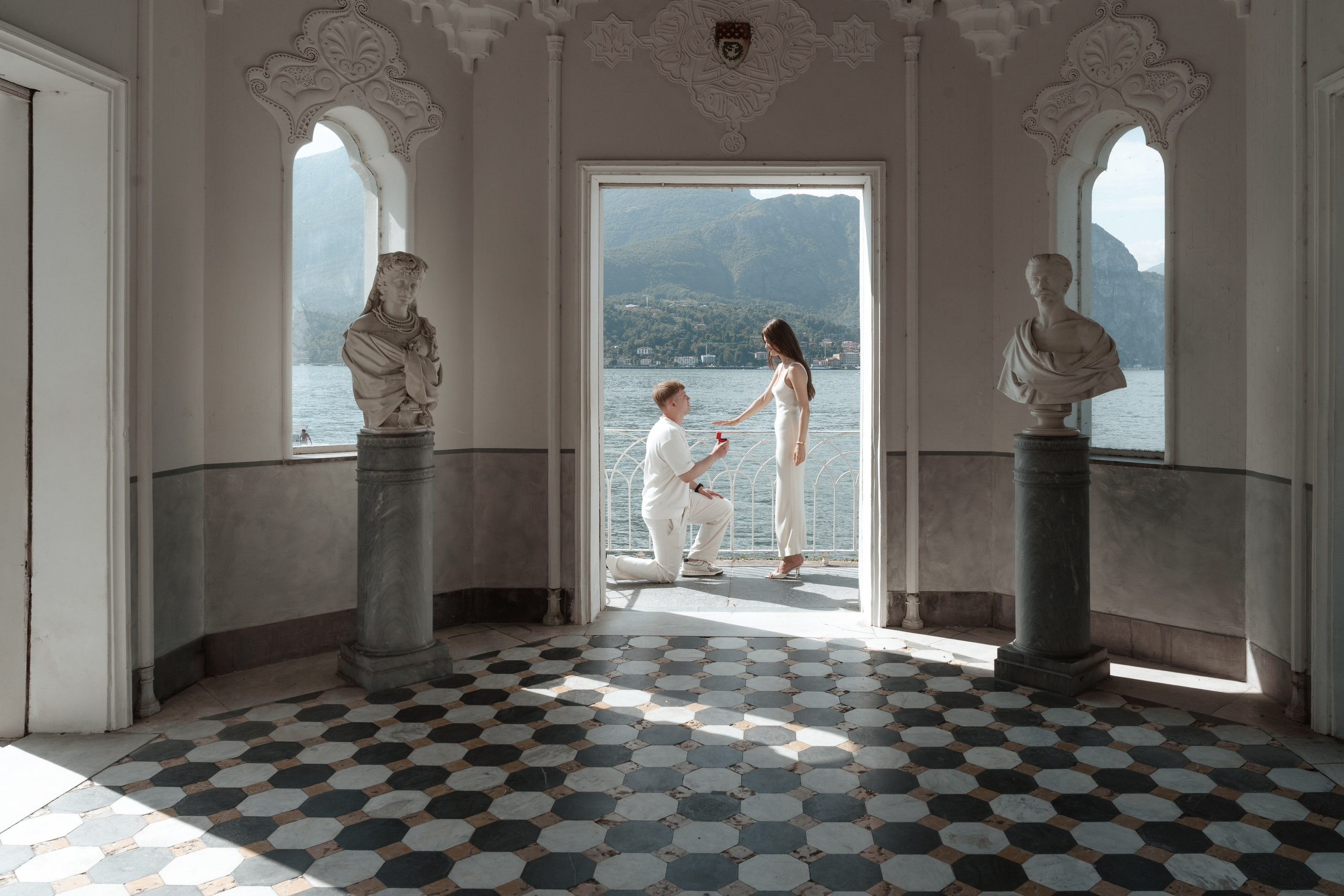 SHE SAID «YES». PHOTOGRAPHER IN ITALY