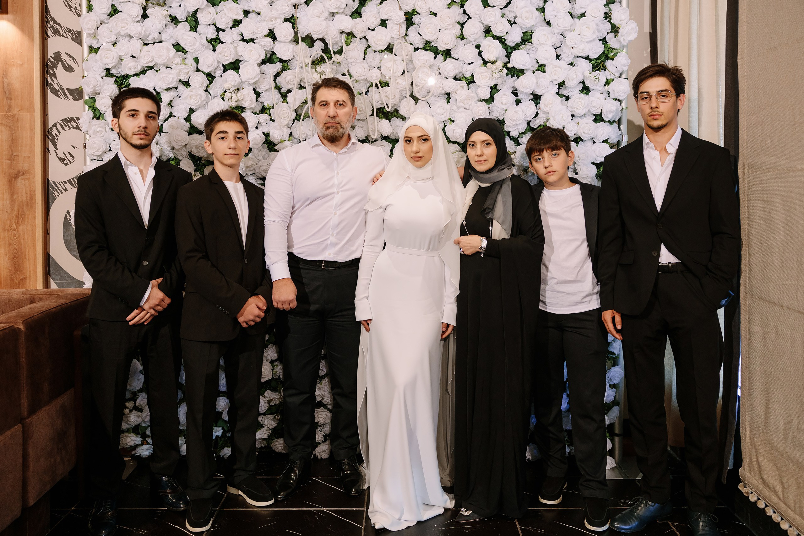 06.10.2024 Wedding Party. Wedding family event photographer in Chicago Nick Yushevich