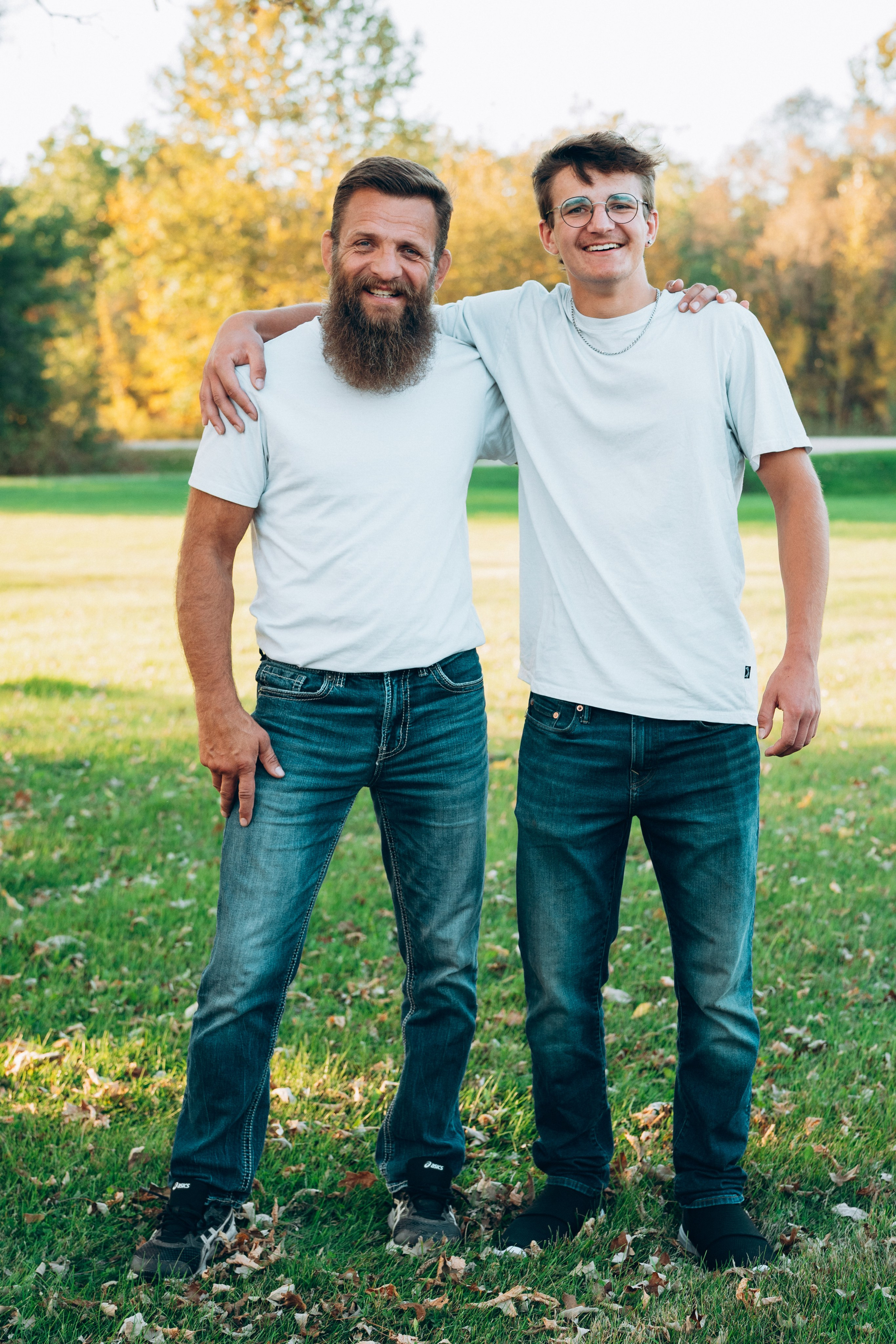Tiffany and John’s family. Photographer Viktoriia Skavronskaya