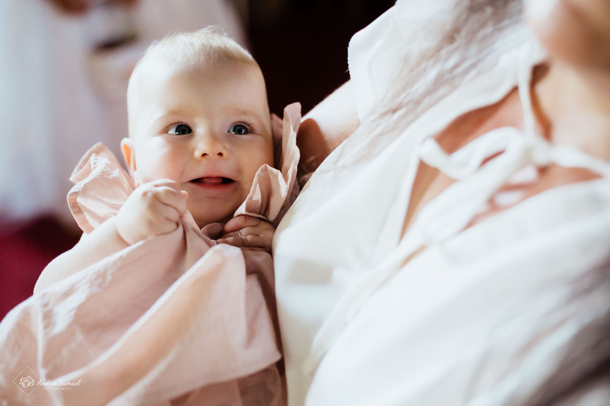 Anais Ioana. Andrei Samuel – Fotograf București | Evenimente, Studio, Imobiliare, Produs