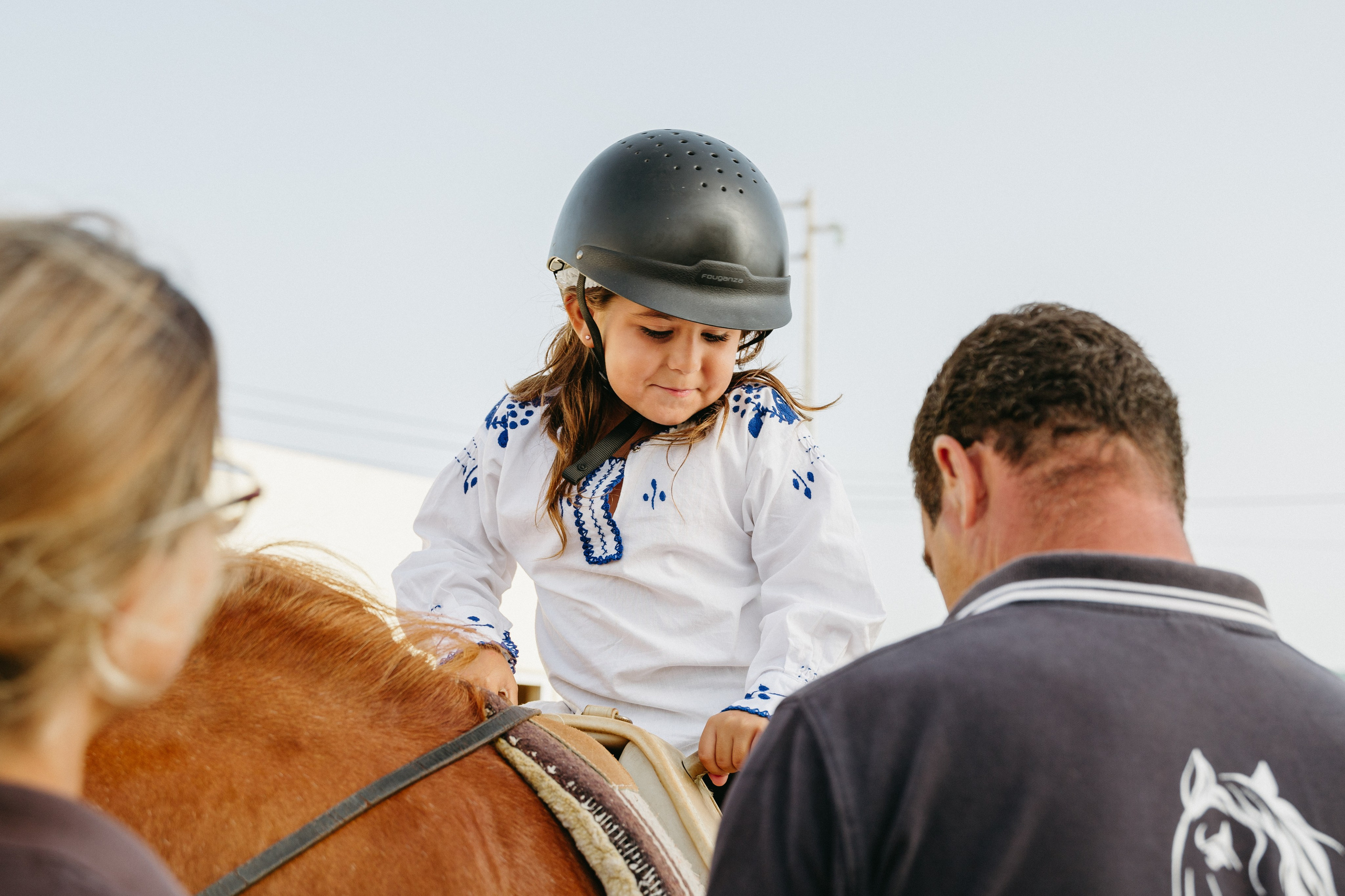 Marlene & Tiago com filhos. Passeios a Cavalo na Praia Peniche | Eco Salgados Agroturismo