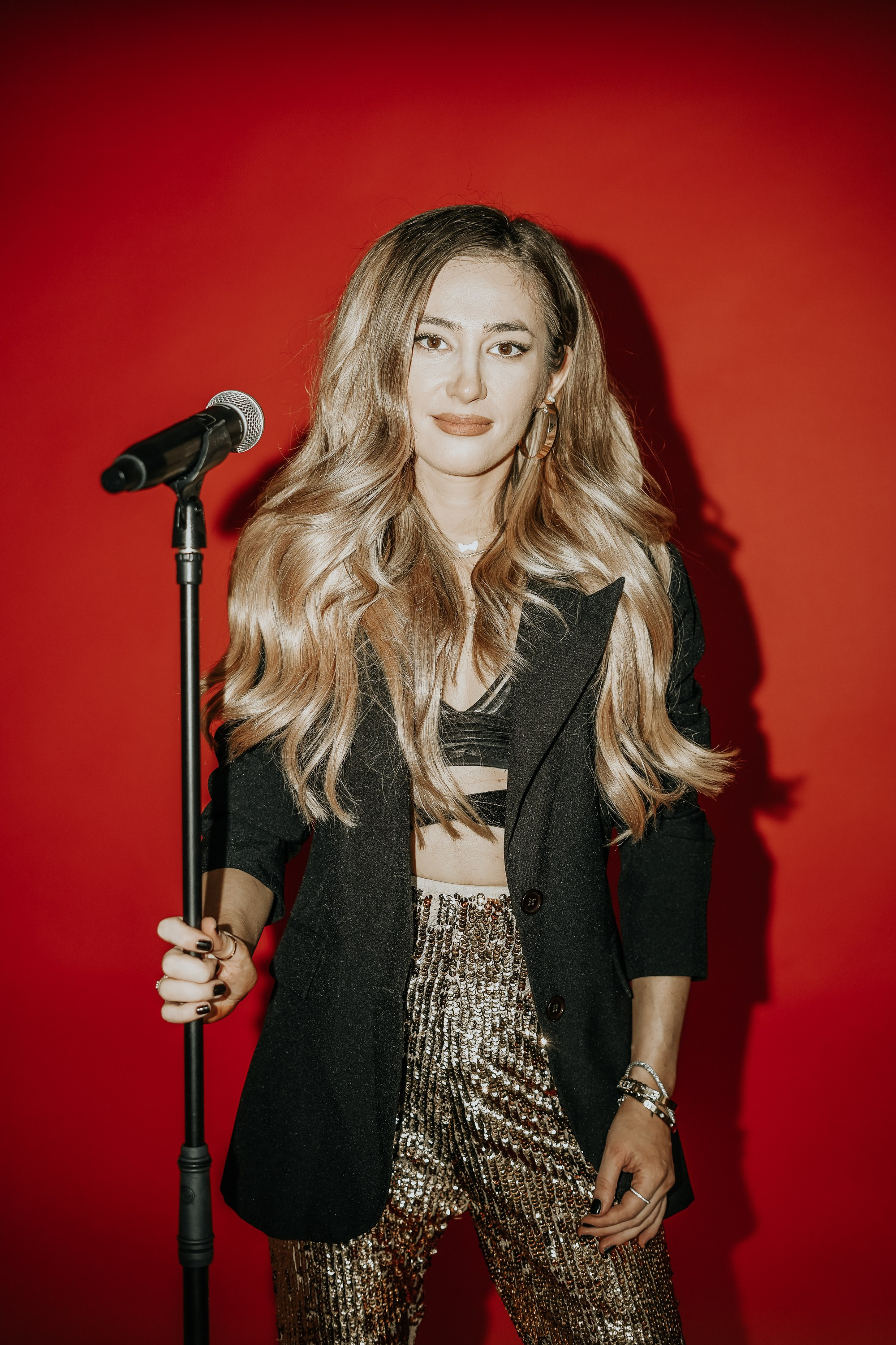 Shooting artist — Magda Stirbat. MARINABUGS