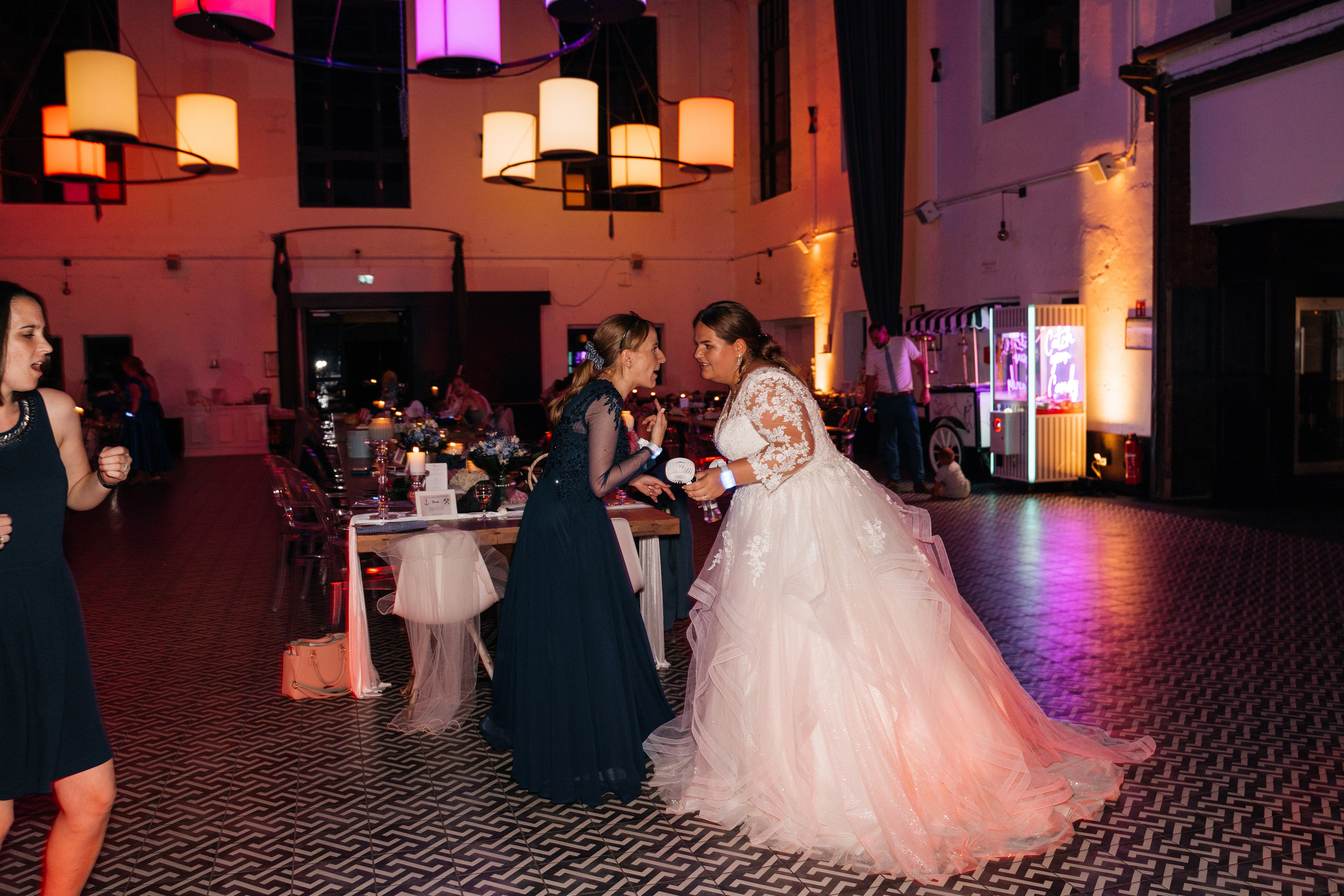 A & H, LUFRE. Hochzeitsfotograf für Moers, Niederrhein, Düsseldorf, NRW und Deutschland