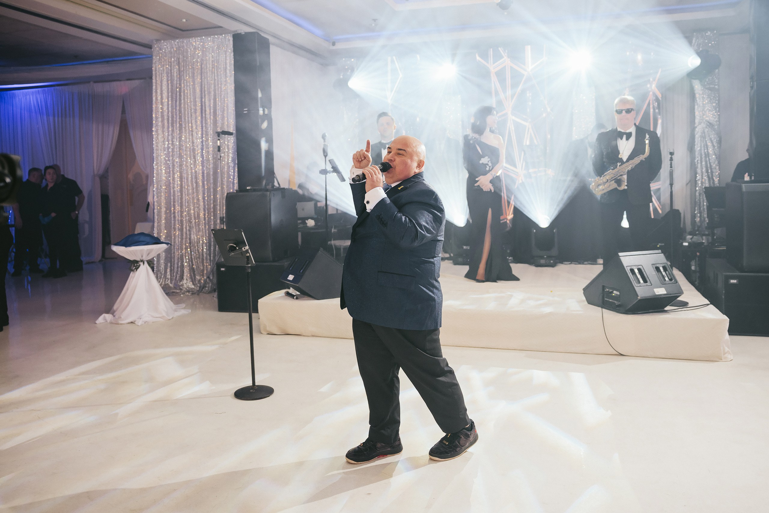 06.08.2025 Wedding. Wedding family event photographer in Chicago Nick Yushevich