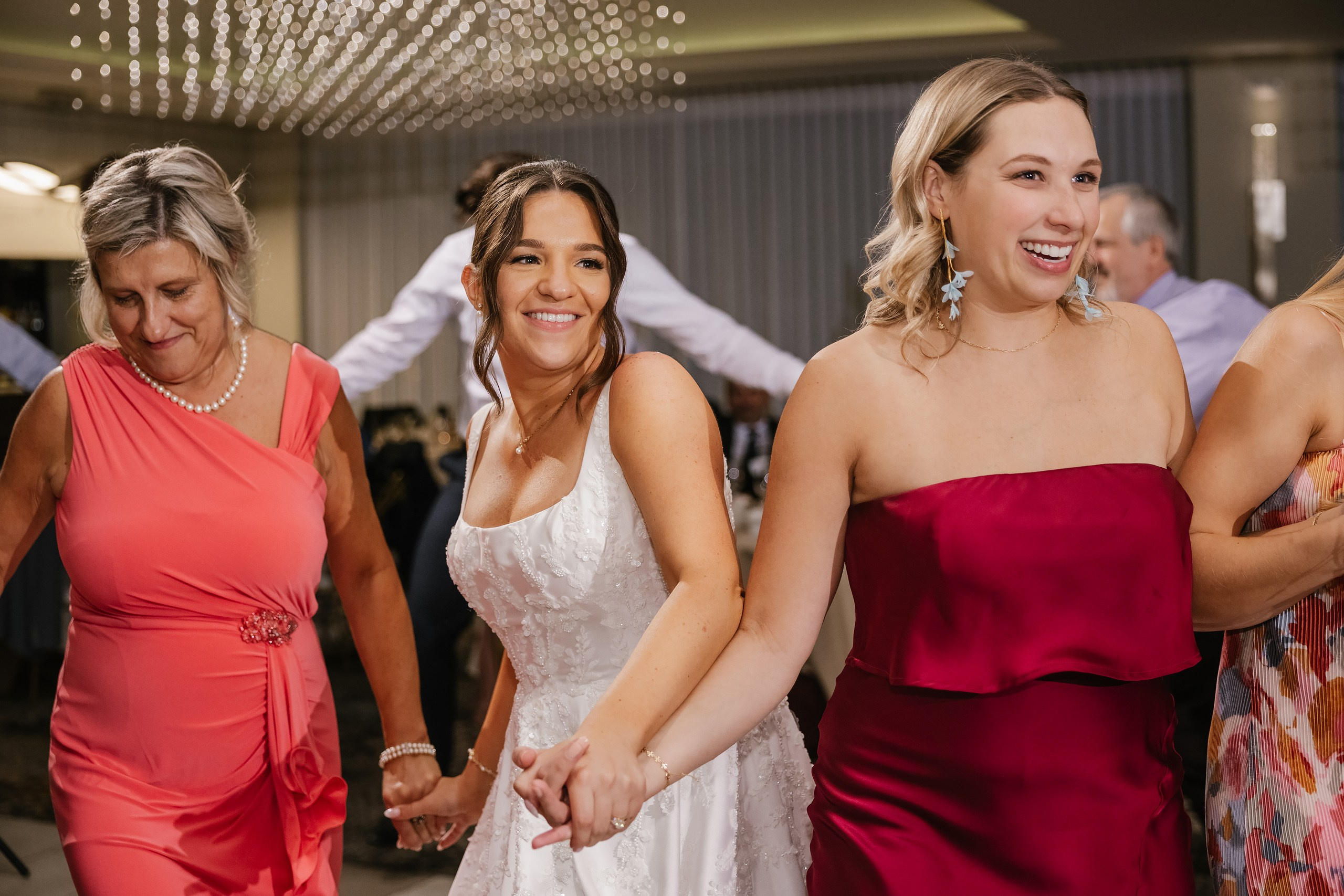 09.06.2025 Wedding. Wedding family event photographer in Chicago Nick Yushevich